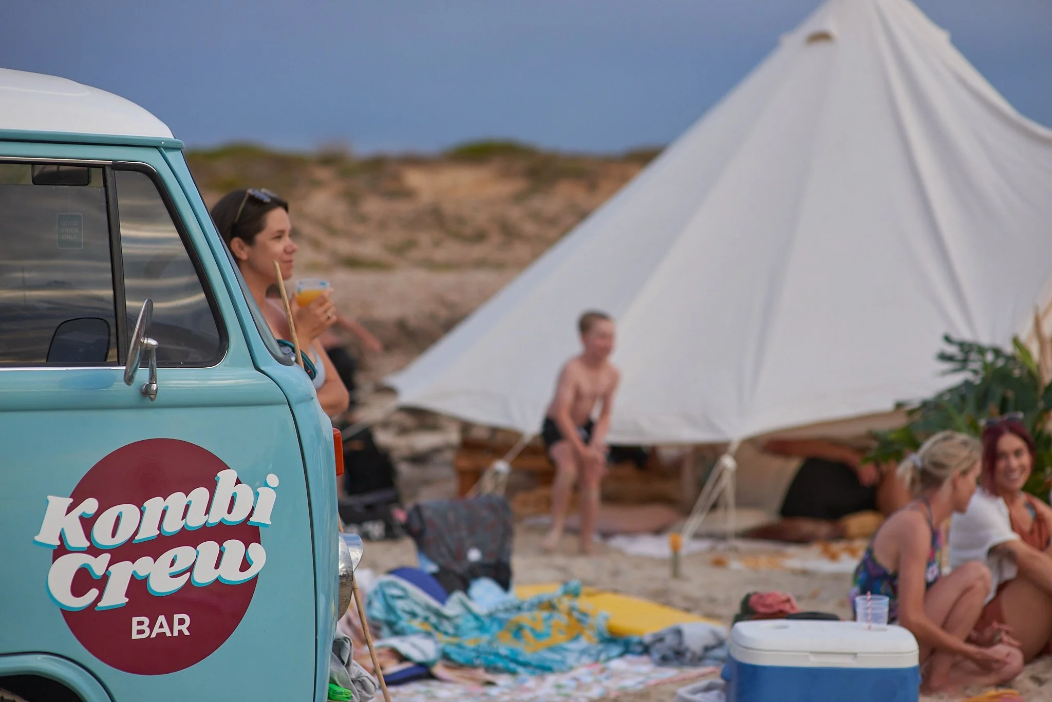 Beach Party Pop-up Bar