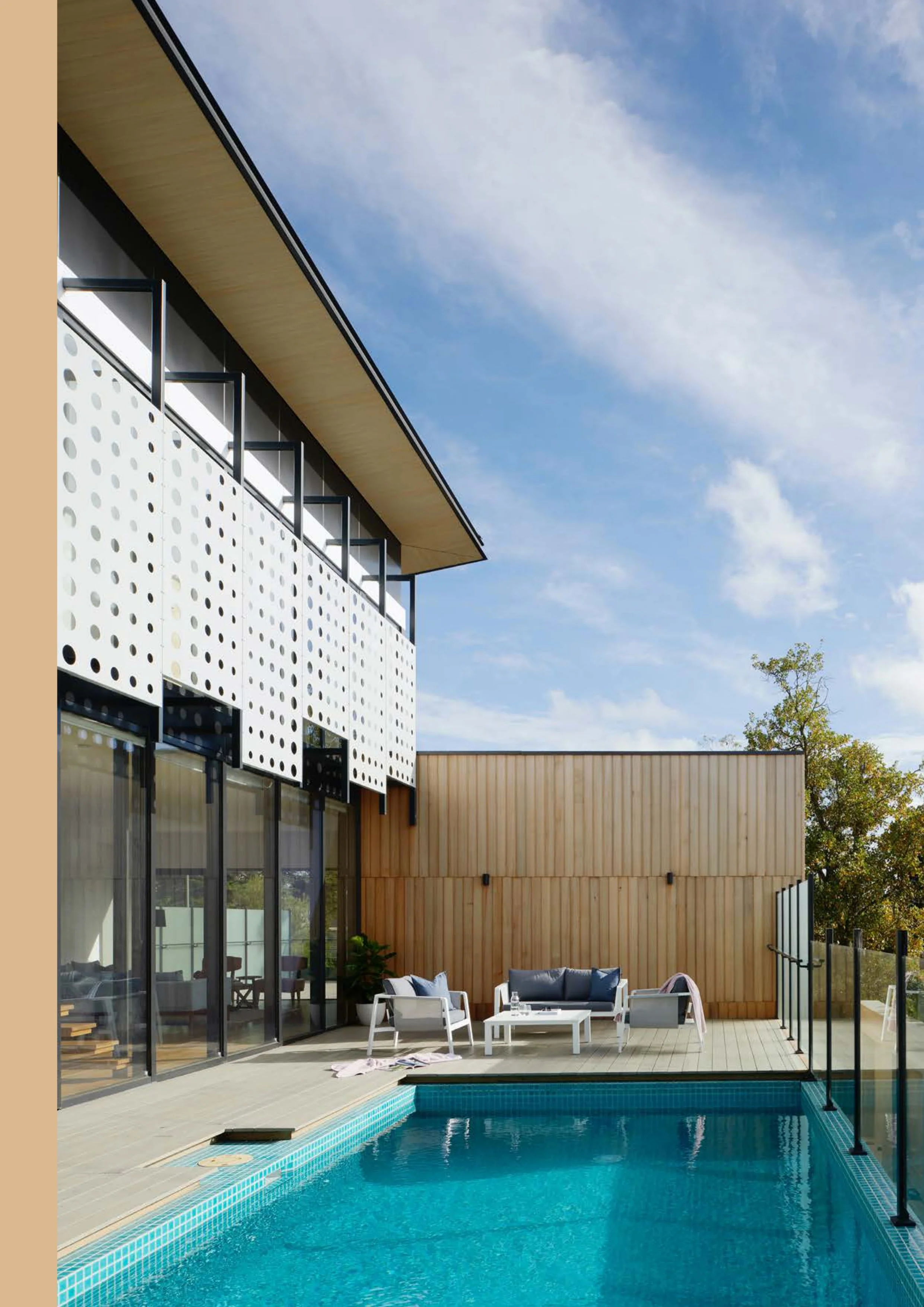 IM_Example_AMB Creative _page-0002.jpg