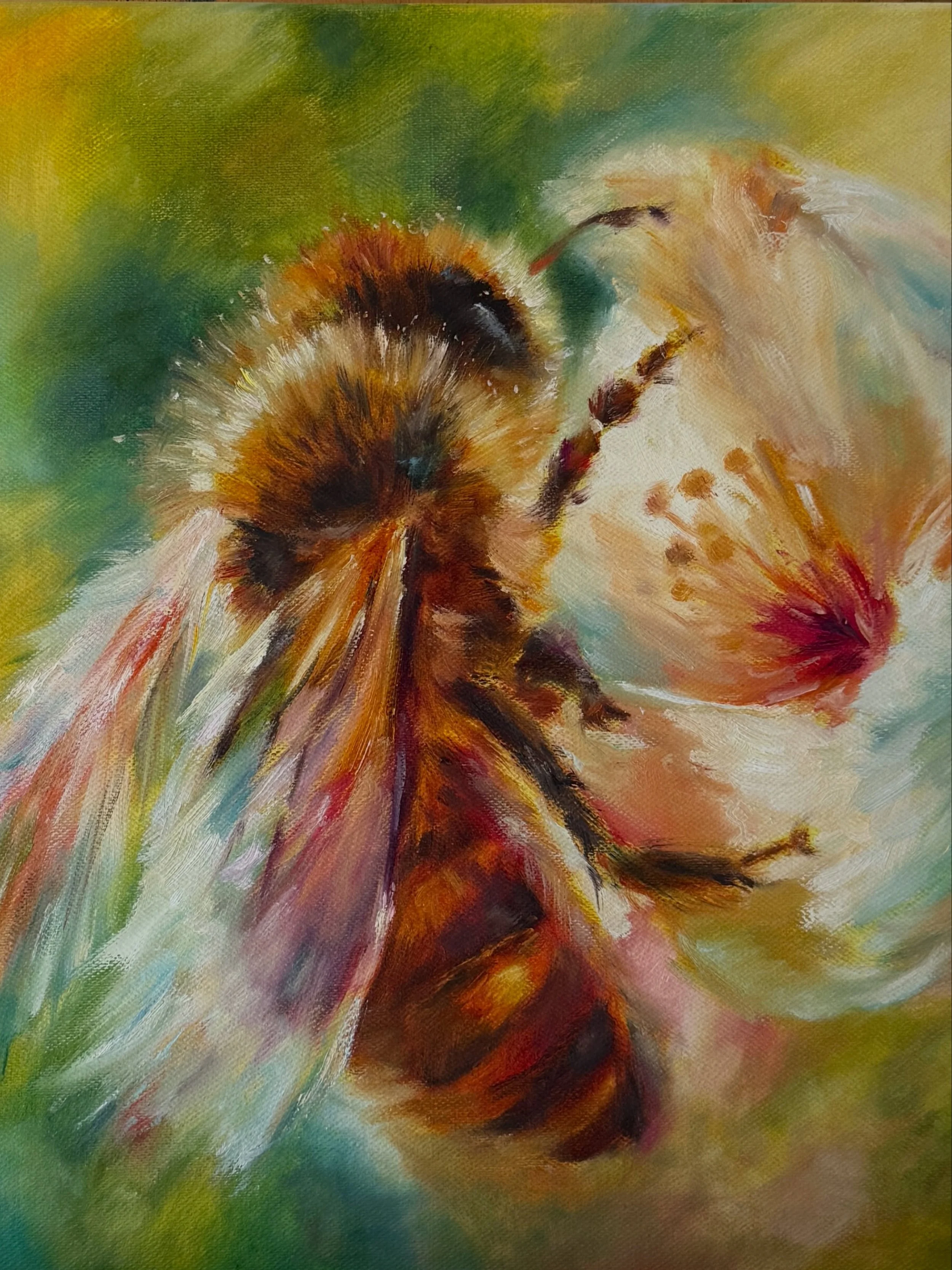 The bee is done! This is another one similar to another bee painting I completed and is on display at @augustusgelatery 
So who do another one? ➡️

I wanted to play with some new colour. 

Push hard edges and softness

So the painting directs you

To