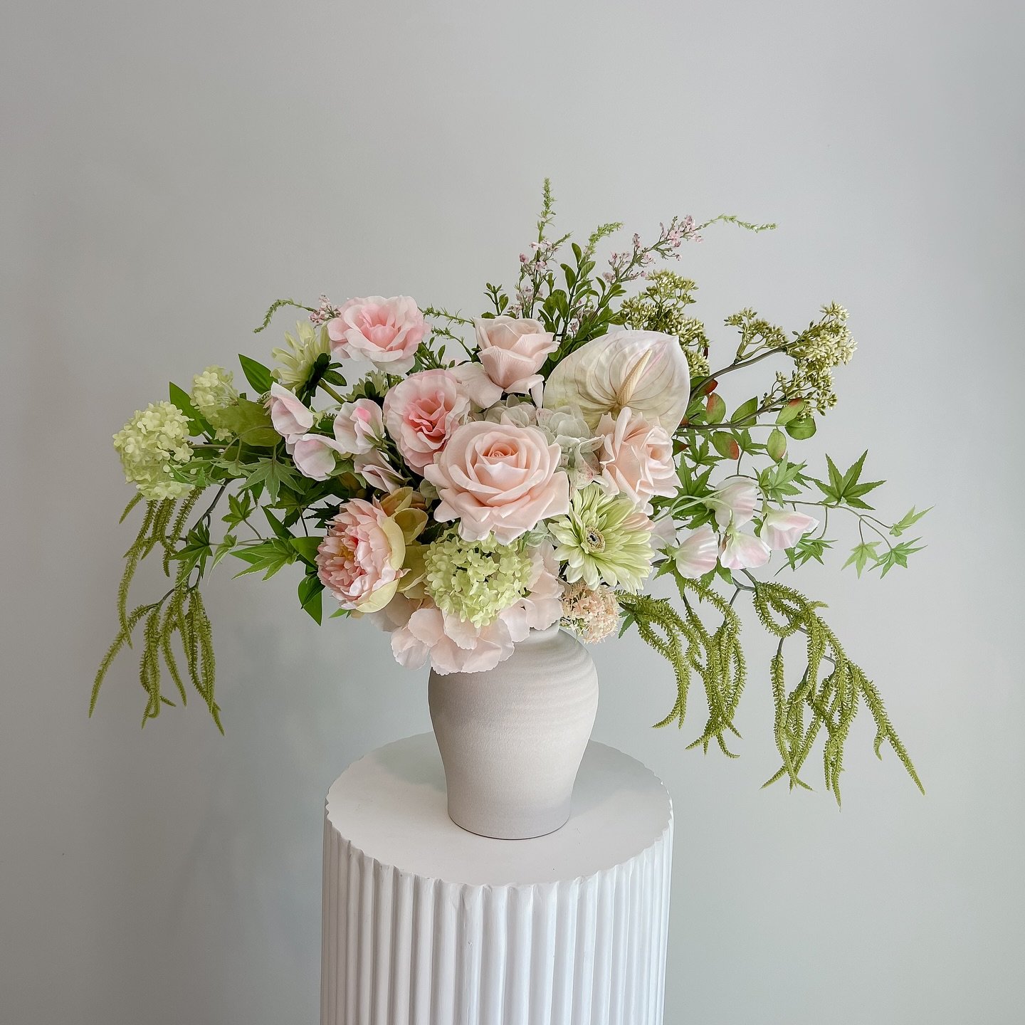 Slow moments. Soft blooms.
Your reminder to make space for the ones who matter.  Quality Time arrangement. 

 #qualitytime
#lovelanguageflowers
#fauxflowers
#merakibotanics
#slowmoments
#intentionalspaces
#softblooms
#pastelarrangement
#floralinspo
#