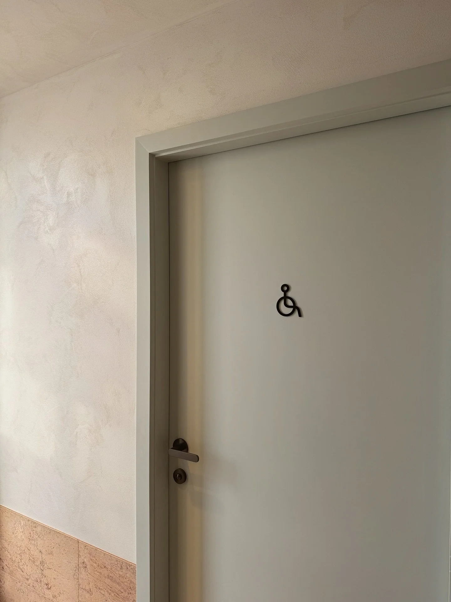 Recovery for every body! 

We&rsquo;re thrilled to announce that our recovery facility has been designed with wheelchair accessibility as a priority! 

Here&rsquo;s what you can expect:
&bull; Infrared saunas: our infrared saunas feature a built in r
