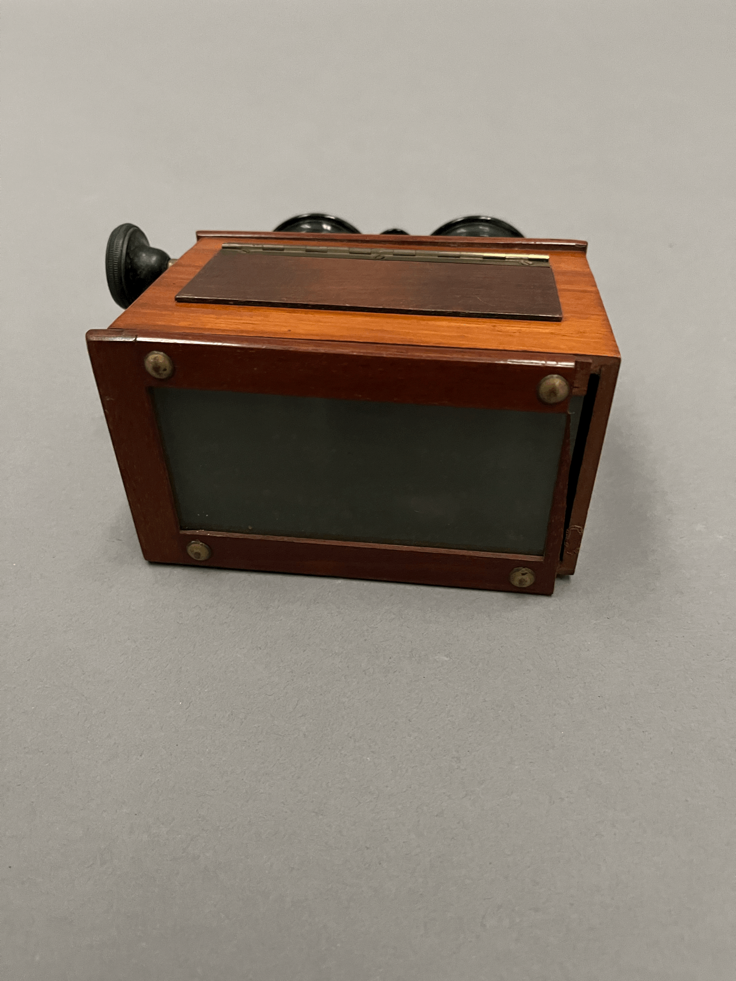 tempImagek79pQq.gif