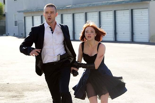 Justin Timberlake and Amanda Seyfried in In Time (2011)
