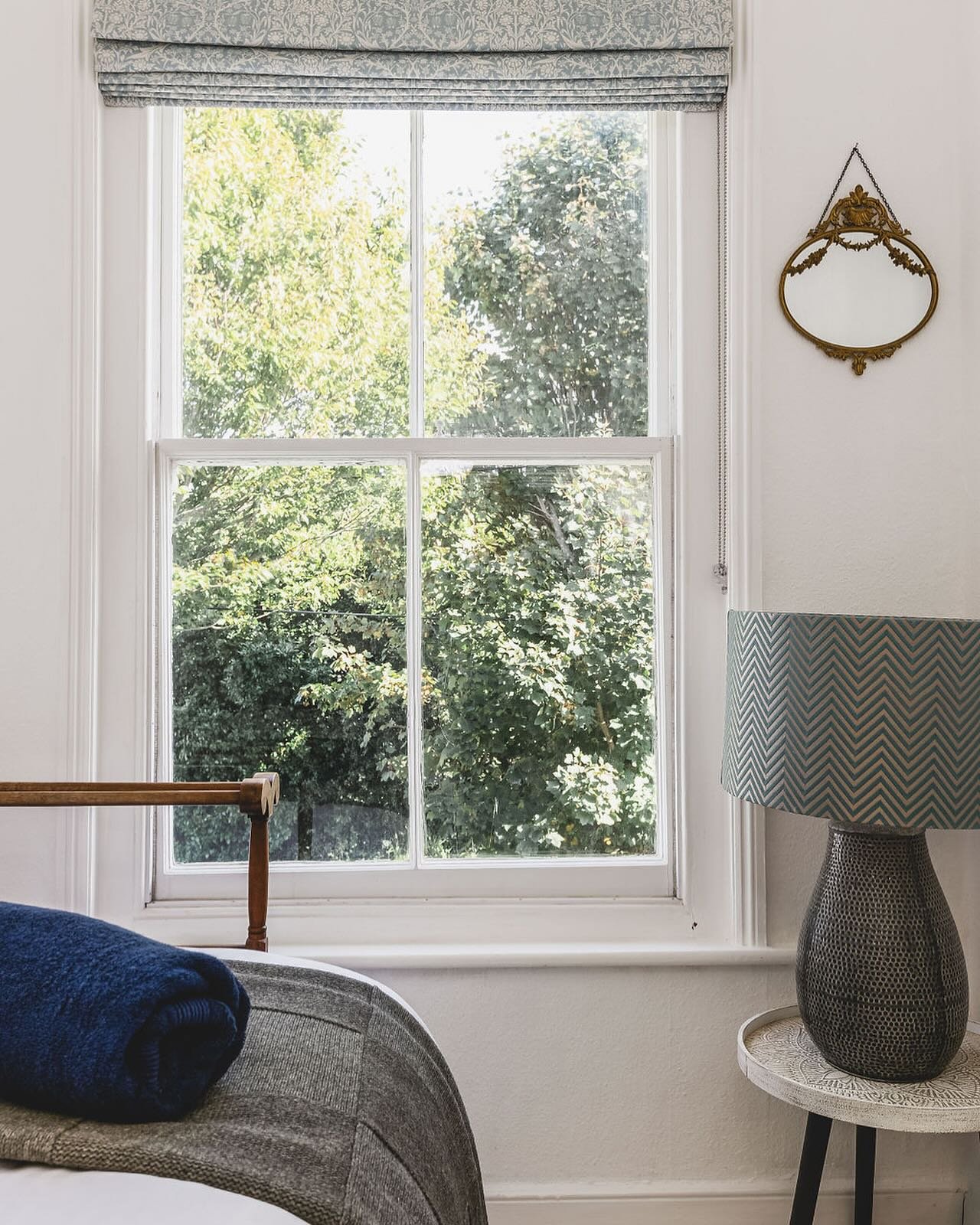 Cozy single room in our recently renovated 5 bedroom house 💛#woodville #woodville-iow#DiscoverIsleOfWight #IOWHoliday
#IsleOfWightGetaway #AirbnbIsleOfWight
#IOWAirbnb #HolidayLettings #UKStaycation #HiddenGems #NatureLovers #SeasideRetreat