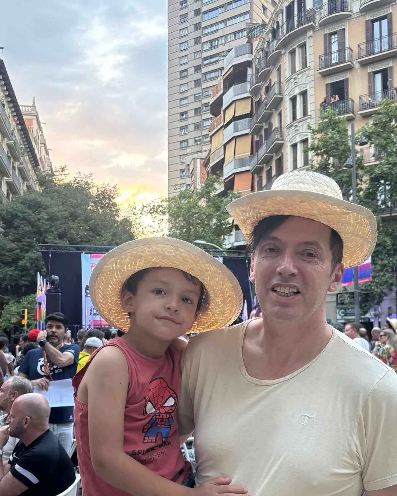 Barcelona - Pride and Happiness
