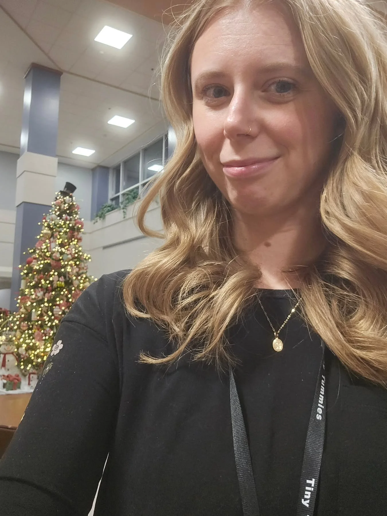 What an incredible joy to witness an incredible mom get her VBA2C! This mom has such a special place in my heart, and caring for her as she navigated this new and beautiful experience was such an honor. 💗

#doula #birth #childbirth #birthdoula #preg