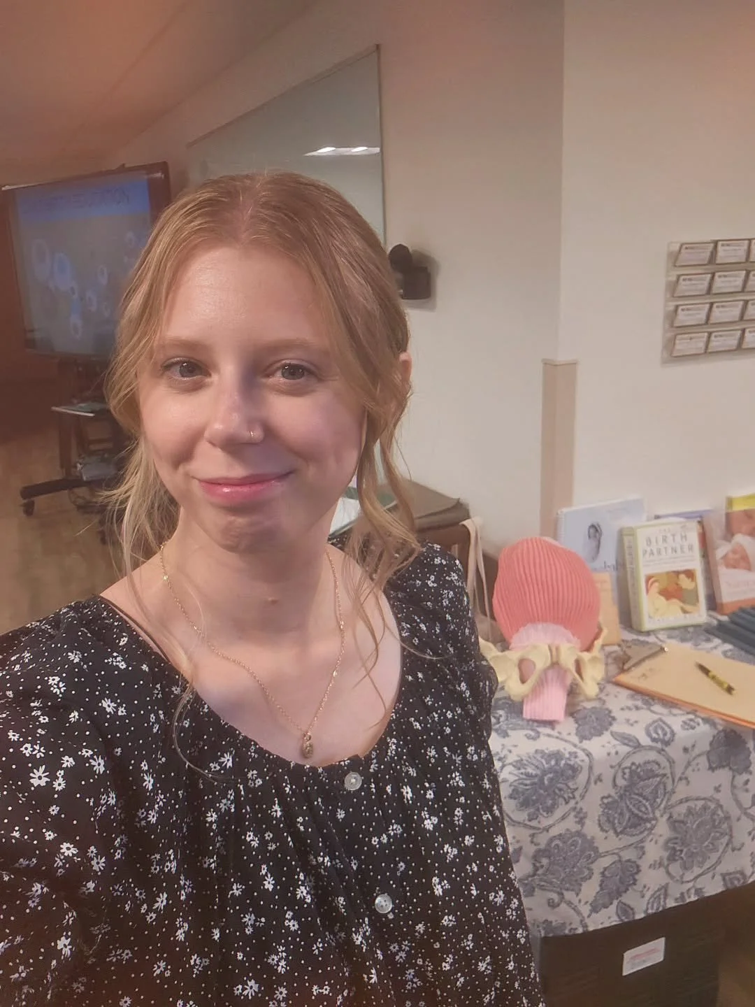 Thrilled to be back in the classroom teaching for @birth_matters at @holyfamilybirthcenter tonight! 

#doula #childbirtheducation #birthmatters #birthcenter #birth