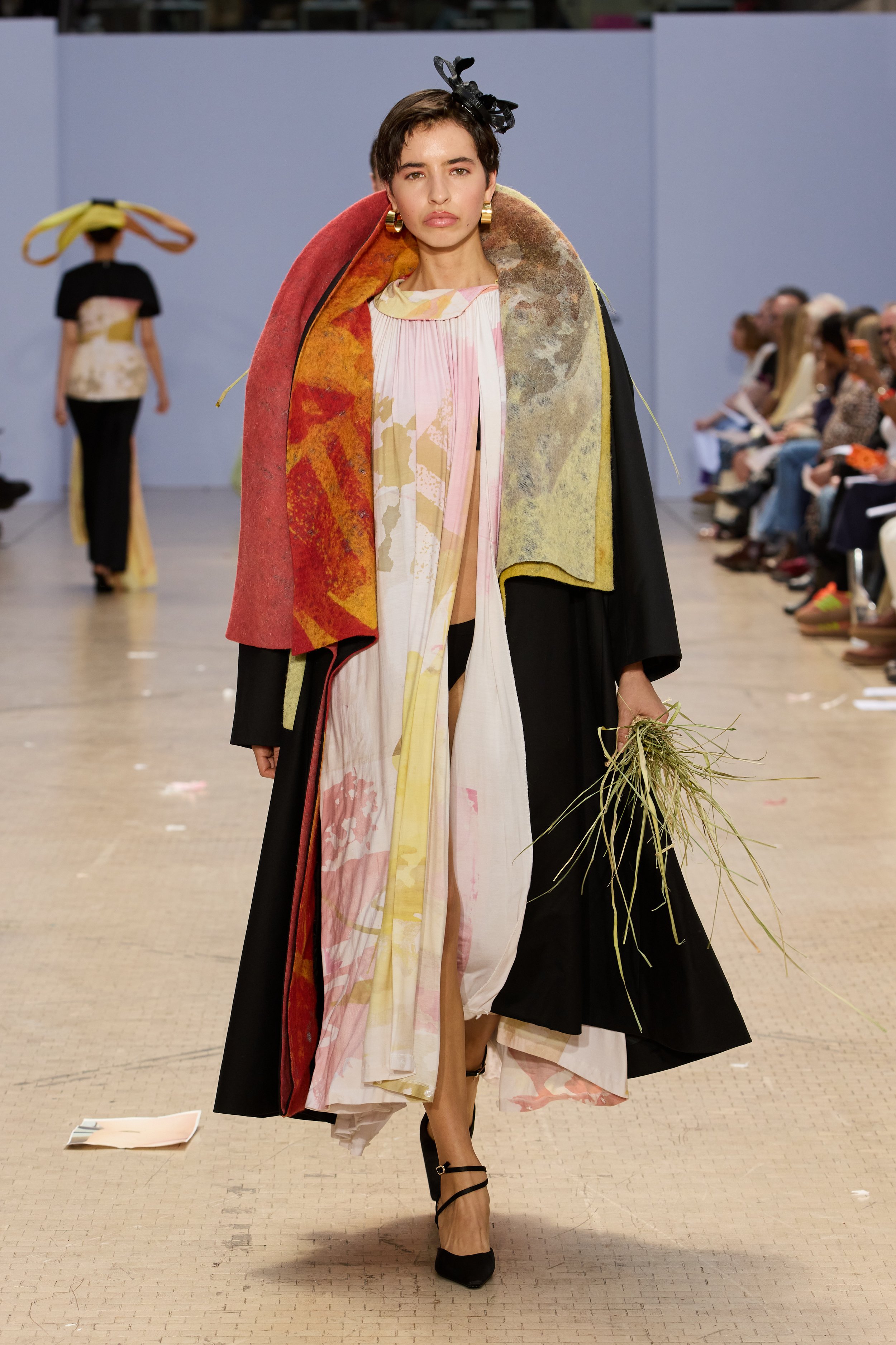 A collaboration with fashion designer Siyu Wang on her final fashion collection. Natural screenprint designs hand screenprinted by me. 
