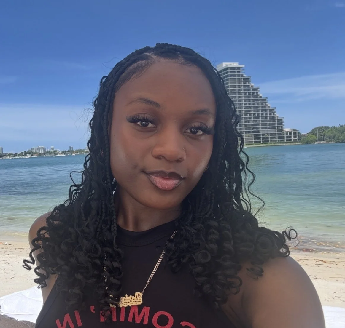 Darianny Arias Headshot Photo