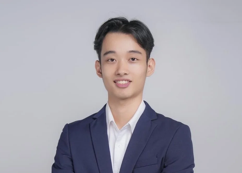 Lee An Reth Headshot Image