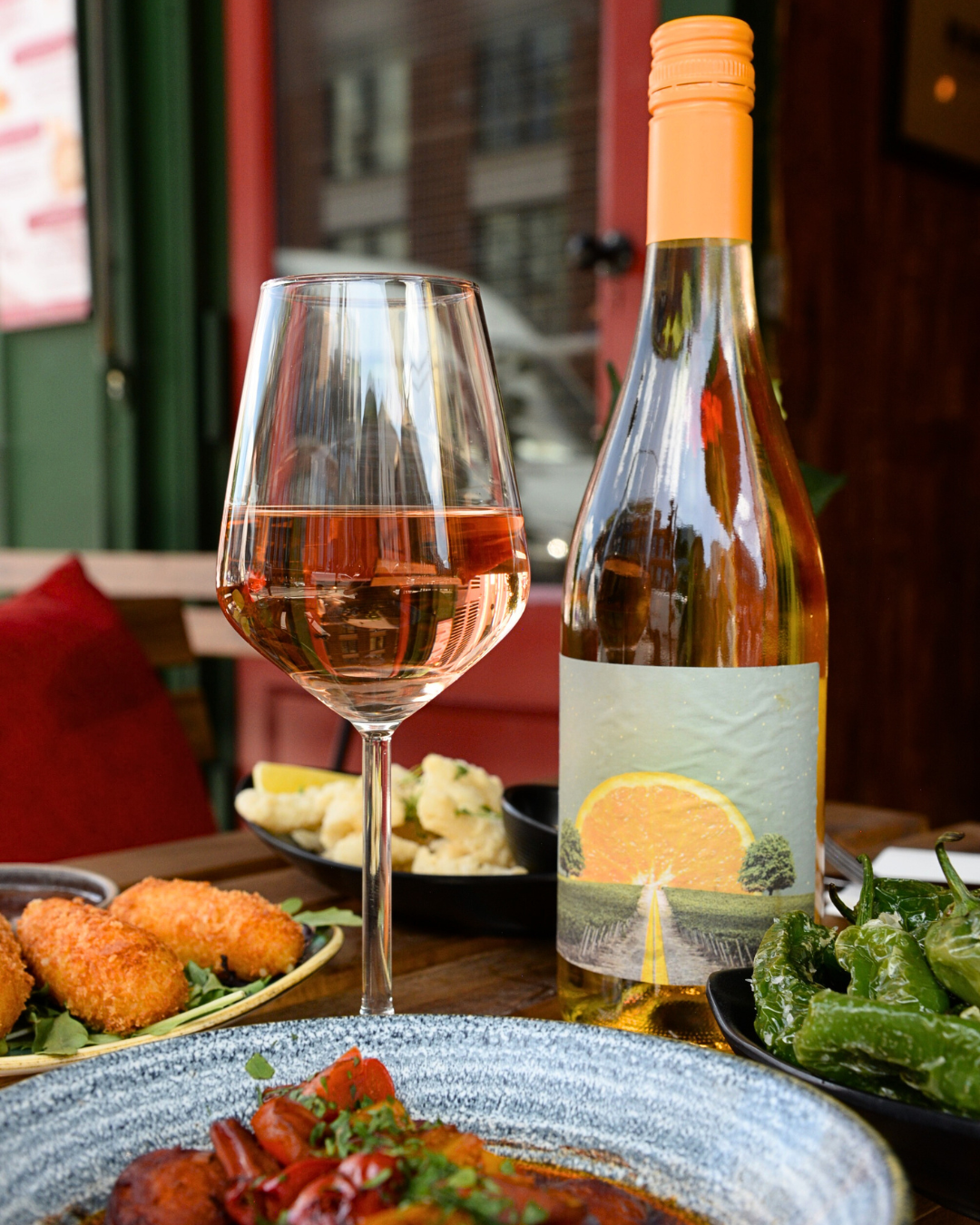 69winebarandcellar_winebarsinlondon_bestwinebarslondon_winebarshsoreditch_winebarspsitalfields.png