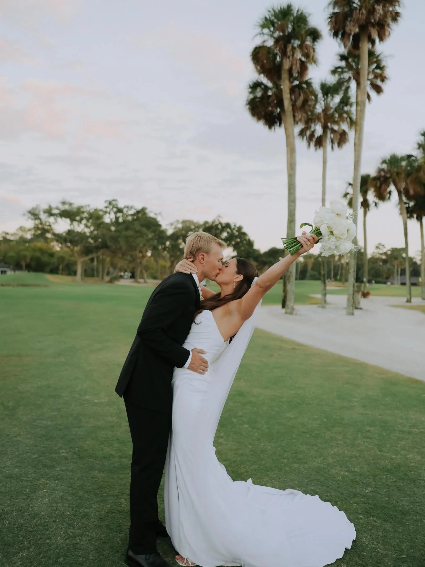 To the brides who get to say this is our wedding year -

May 2026 be filled with intentional planning, joyful moments, and a wedding day that feels timeless and true to you 🤍

A beautiful year begins here&hellip; book your planning support using lin