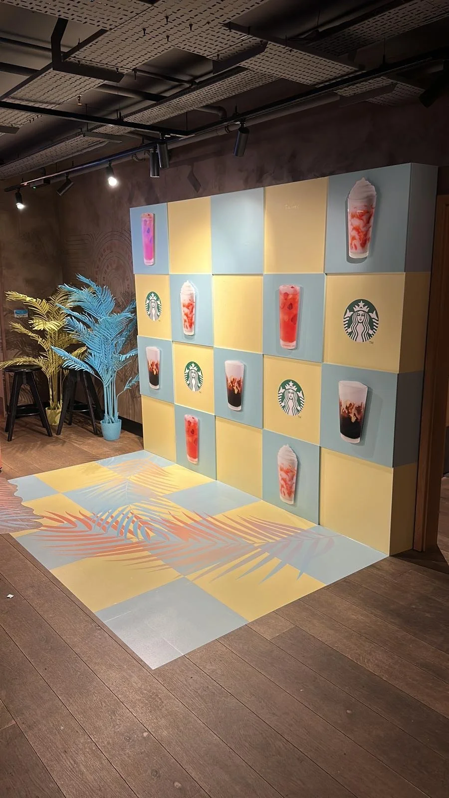 Starbucks 10.jpeg