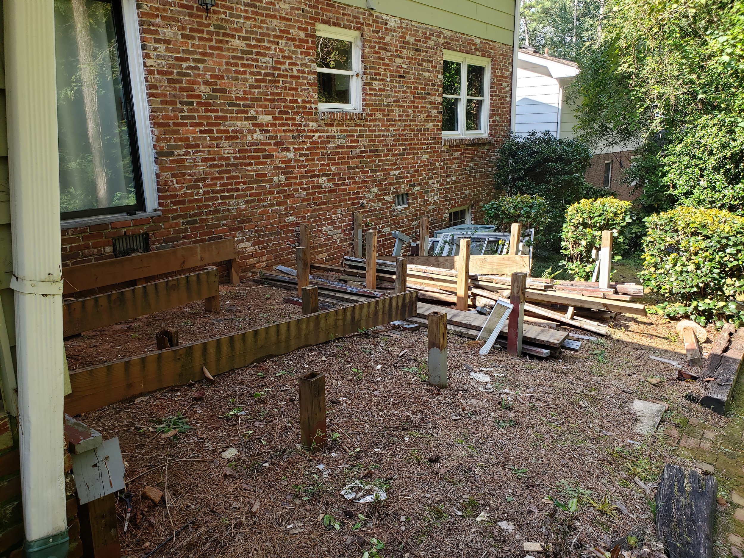 Deconstruction of the old Deck