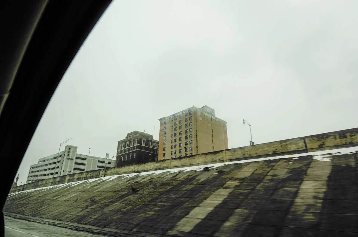7699_almost_downtown.jpg