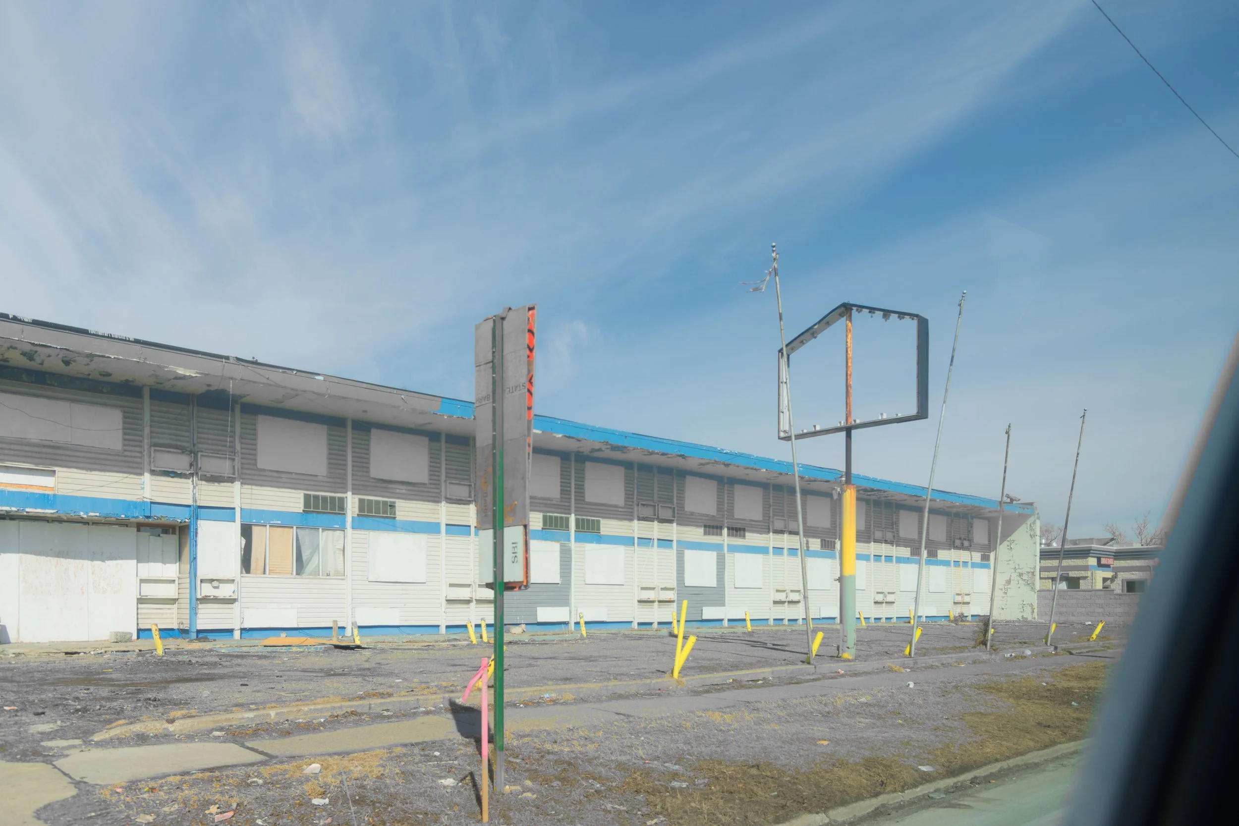 Gratiot Ave. South, Anonymous motel