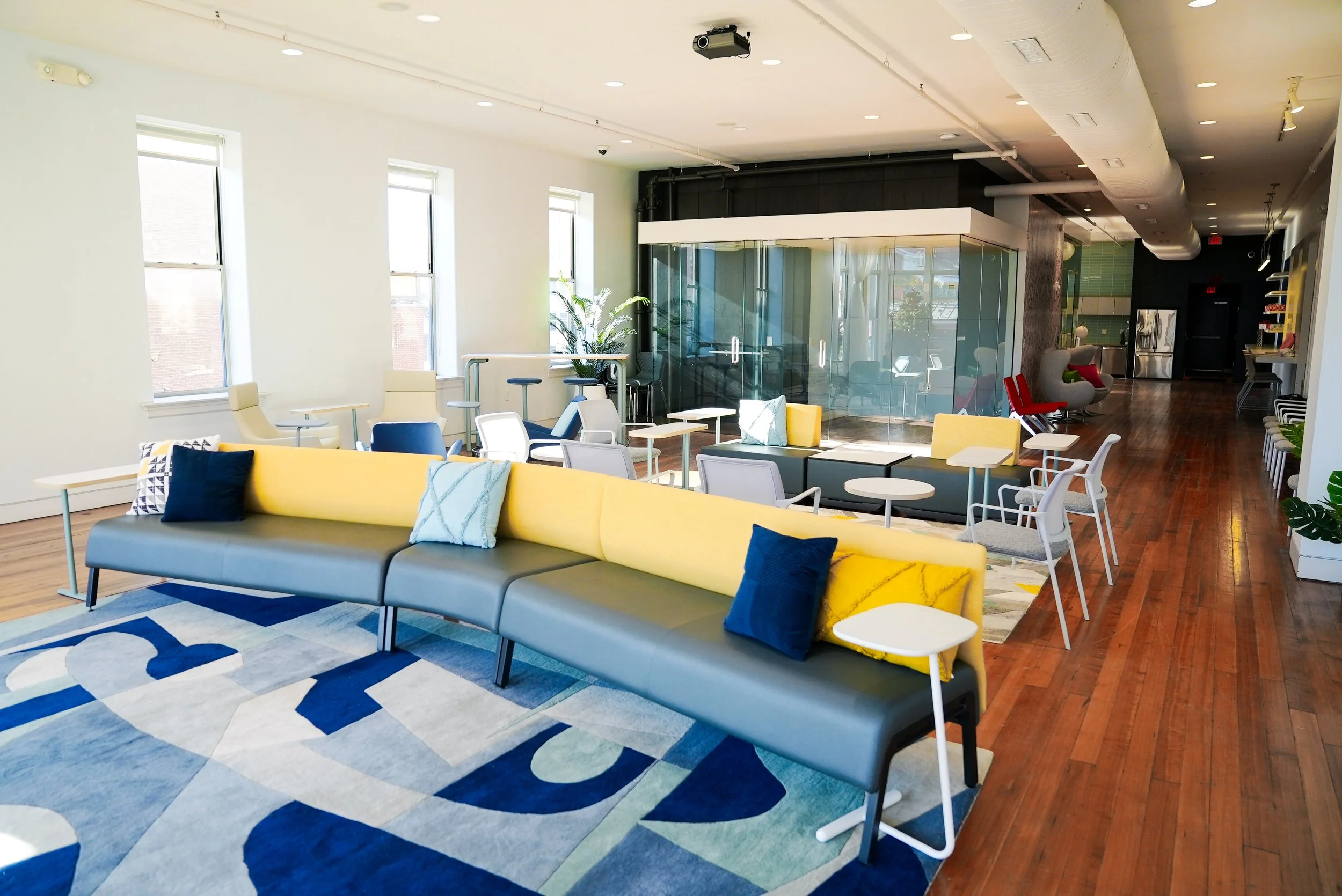 KIWAVI's Spring Open House