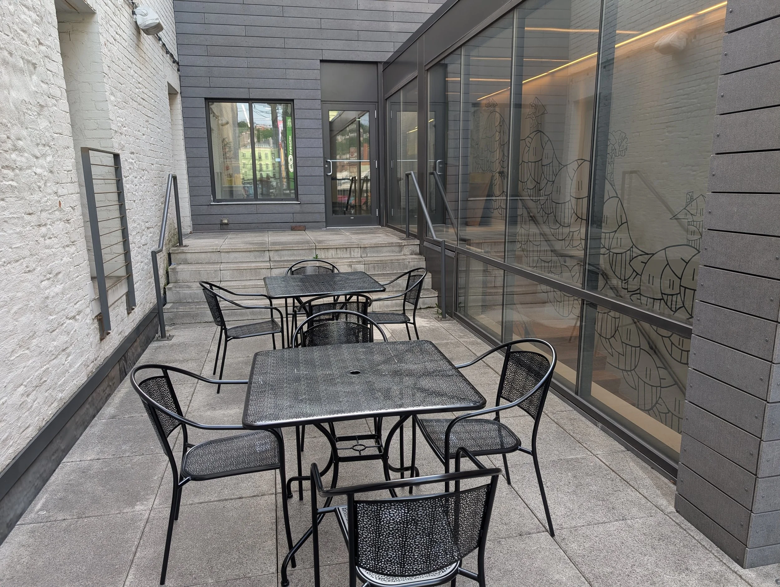 PXL_20250507_230035450 (1).MP.jpg