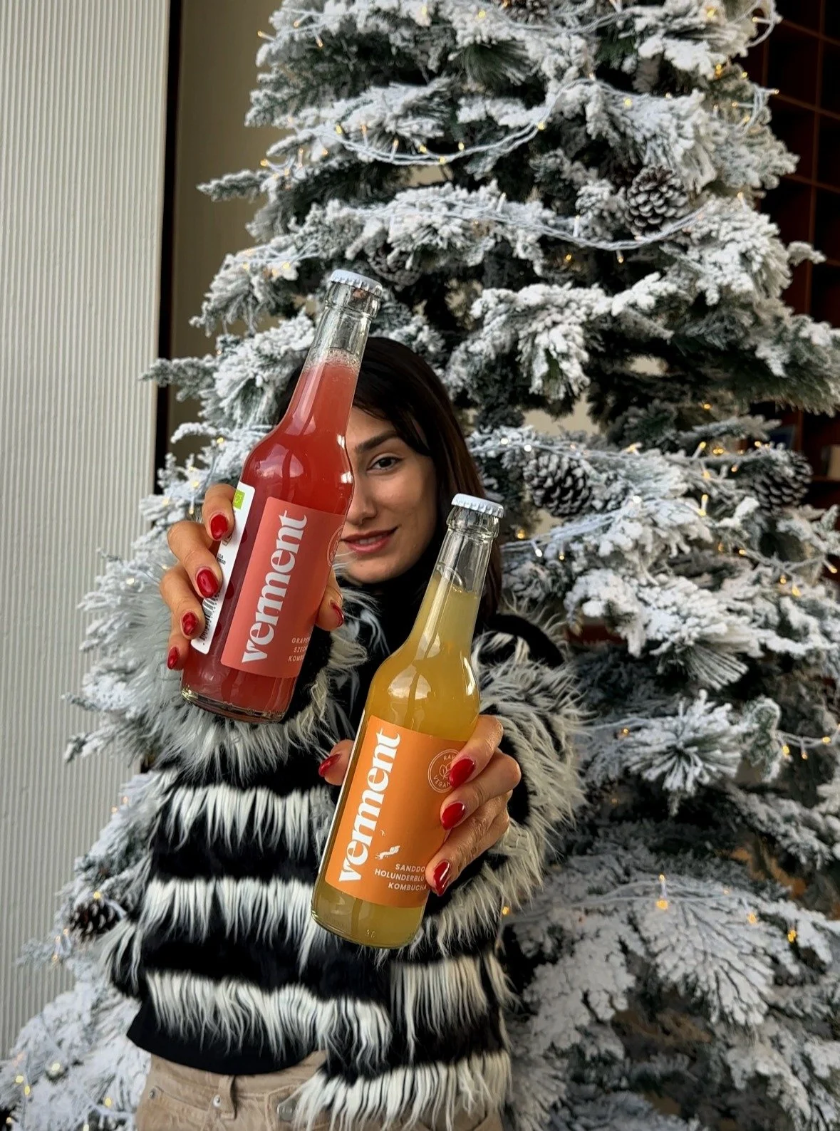 🎄 Christmas mood is ON! ✨
We&rsquo;re busy packing gifts for our loved ones and making plans for festive dinners &amp; cozy snack moments.

Our Verment Kombucha flavours are the perfect companion this season:
 BIO - Sea Buckthorn Elderflower Kombuch