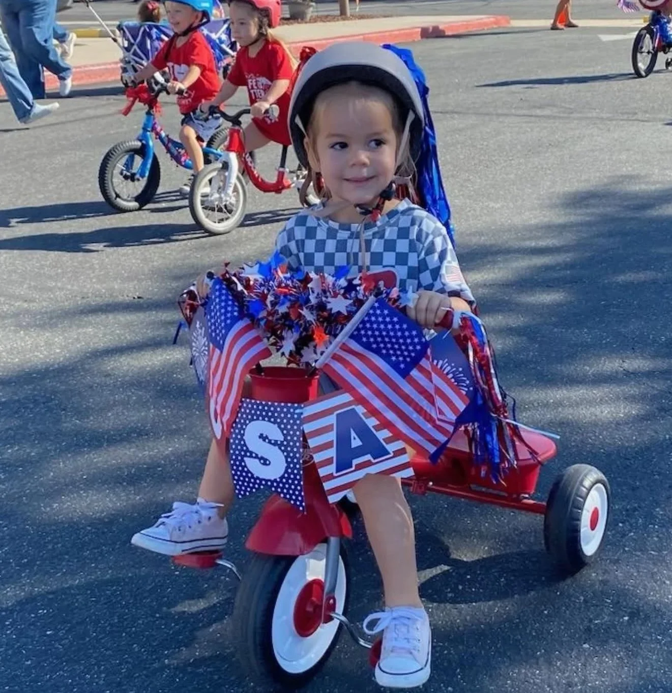Preschoolers at Trinity Lutheran School Temecula had a blast at our recent Family Fun Day — a colorful, play-packed event designed to spark curiosity, build friendships, and celebrate early learning. Little ones explored sensory stations, creative ar