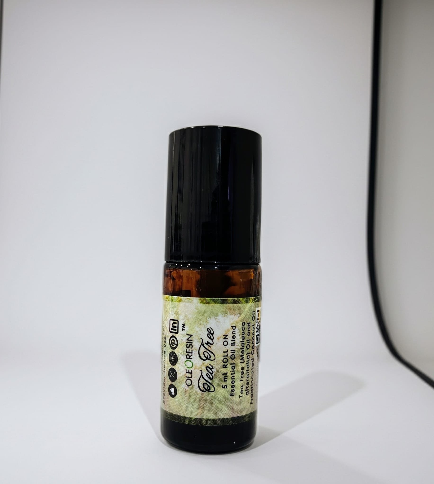 Tea Tree Essential Oil Roll-On
