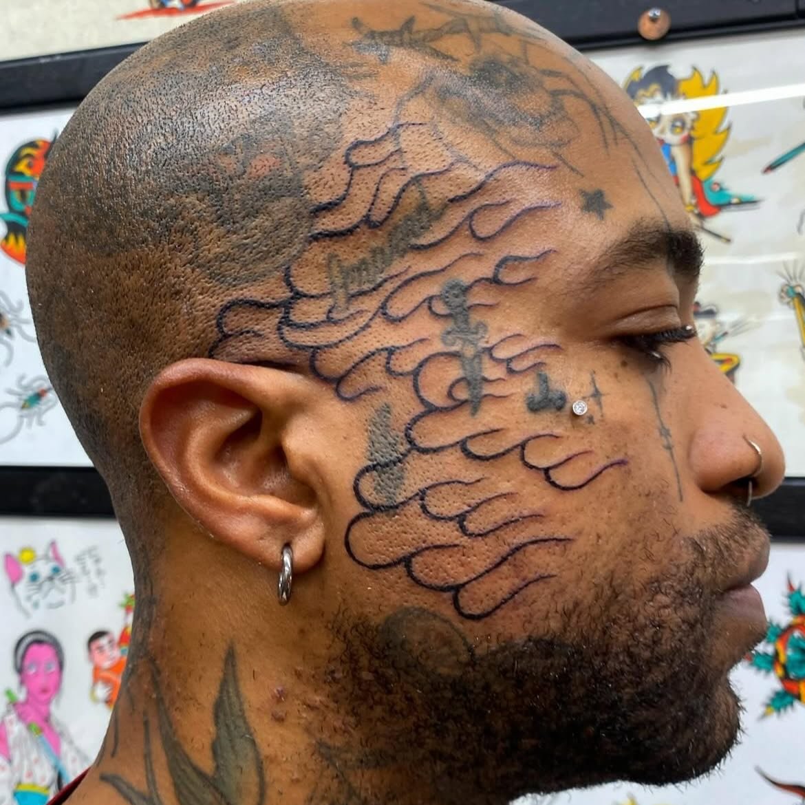 ๐ฅDrawn on face flames by @koh.dai ๐ฅ call, text, email, dm or just walk in to book!
๐247 Wilson Ave Brooklyn Ny
โ๏ธ718-344-4711