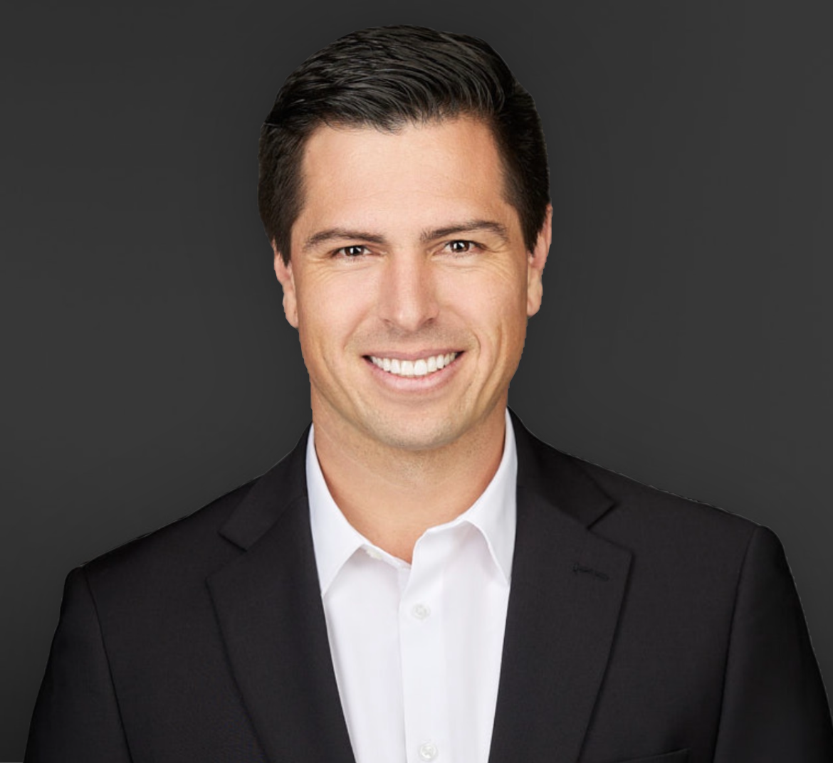 Nick Ahrens Real EState - Broomfield Anthem Highlands real estate broker headshot (80023)