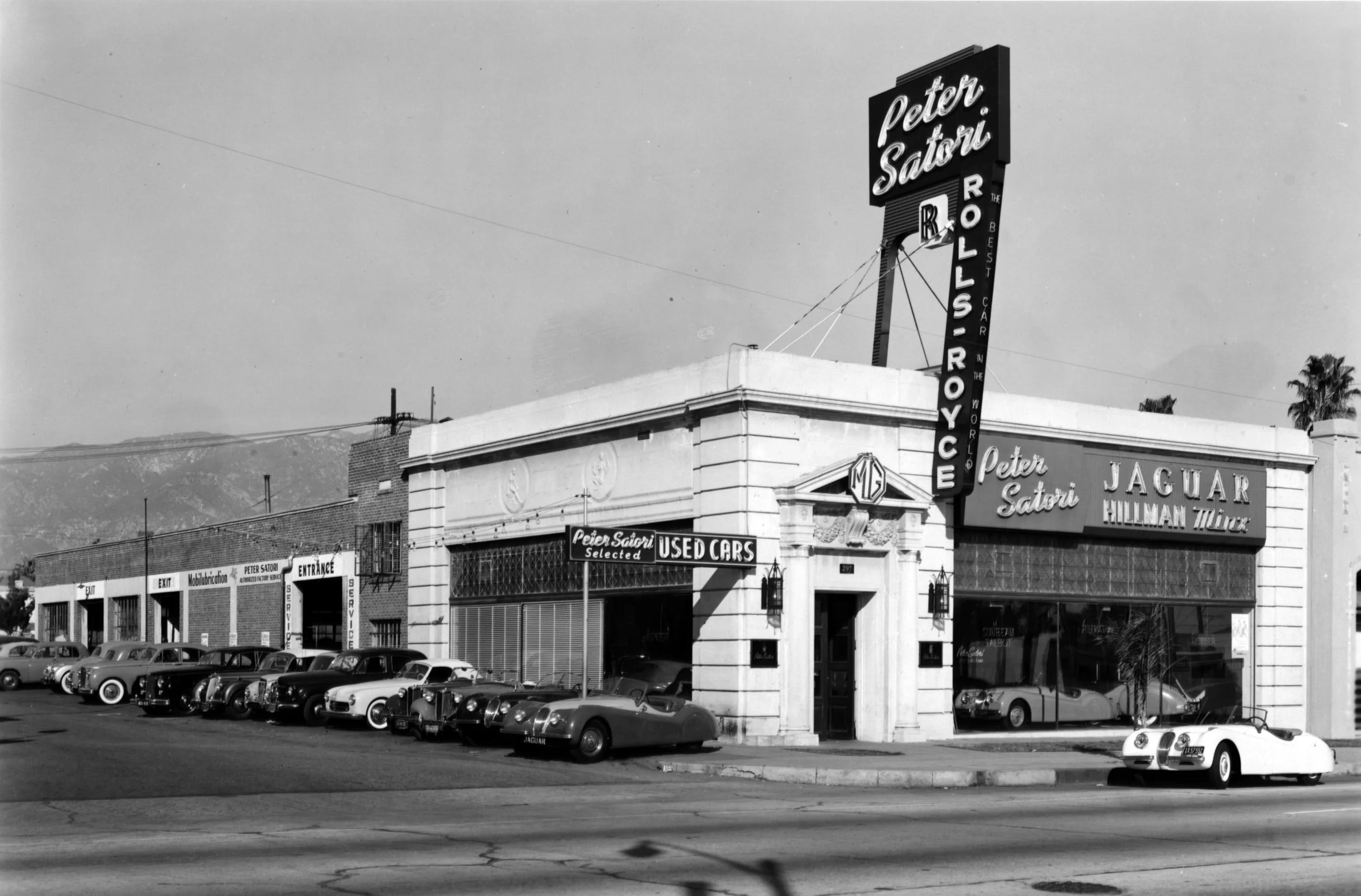 Peter Satori Motors, 297 W. Colorado Blvd., Pasadena, 1953; Now Rusnak Auto
Group