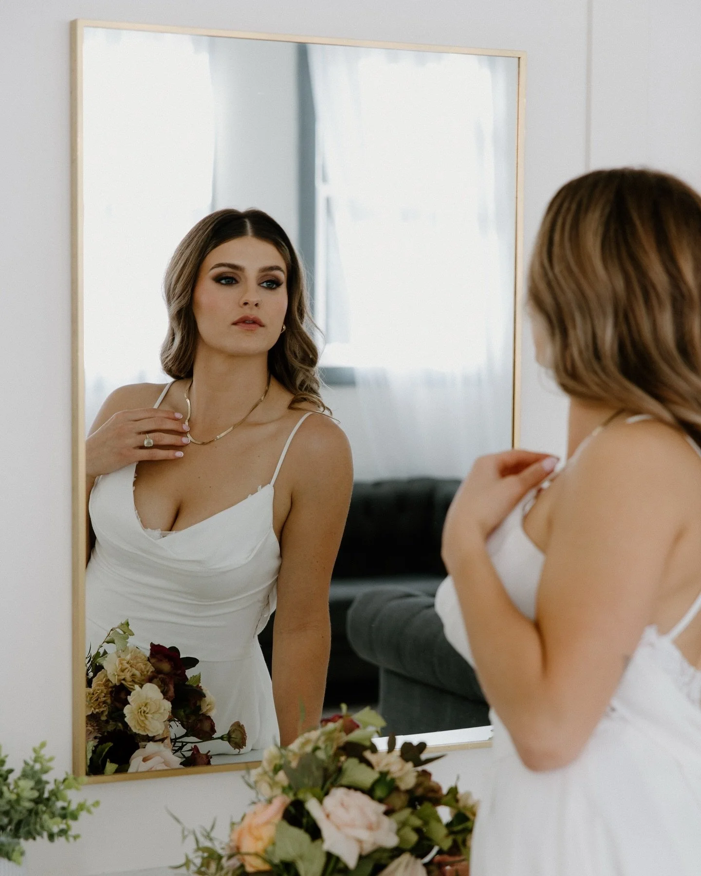 mirror, mirror, on the wall, a wedding&rsquo;s day magic, I&rsquo;ll capture it all ✨📸 
&bull;
&bull;
Calgary Photographer | Calgary Wedding Photographer | YYC Wedding Photographer | Alberta Photographer | Alberta Wedding Photographer | Rocky Mounta