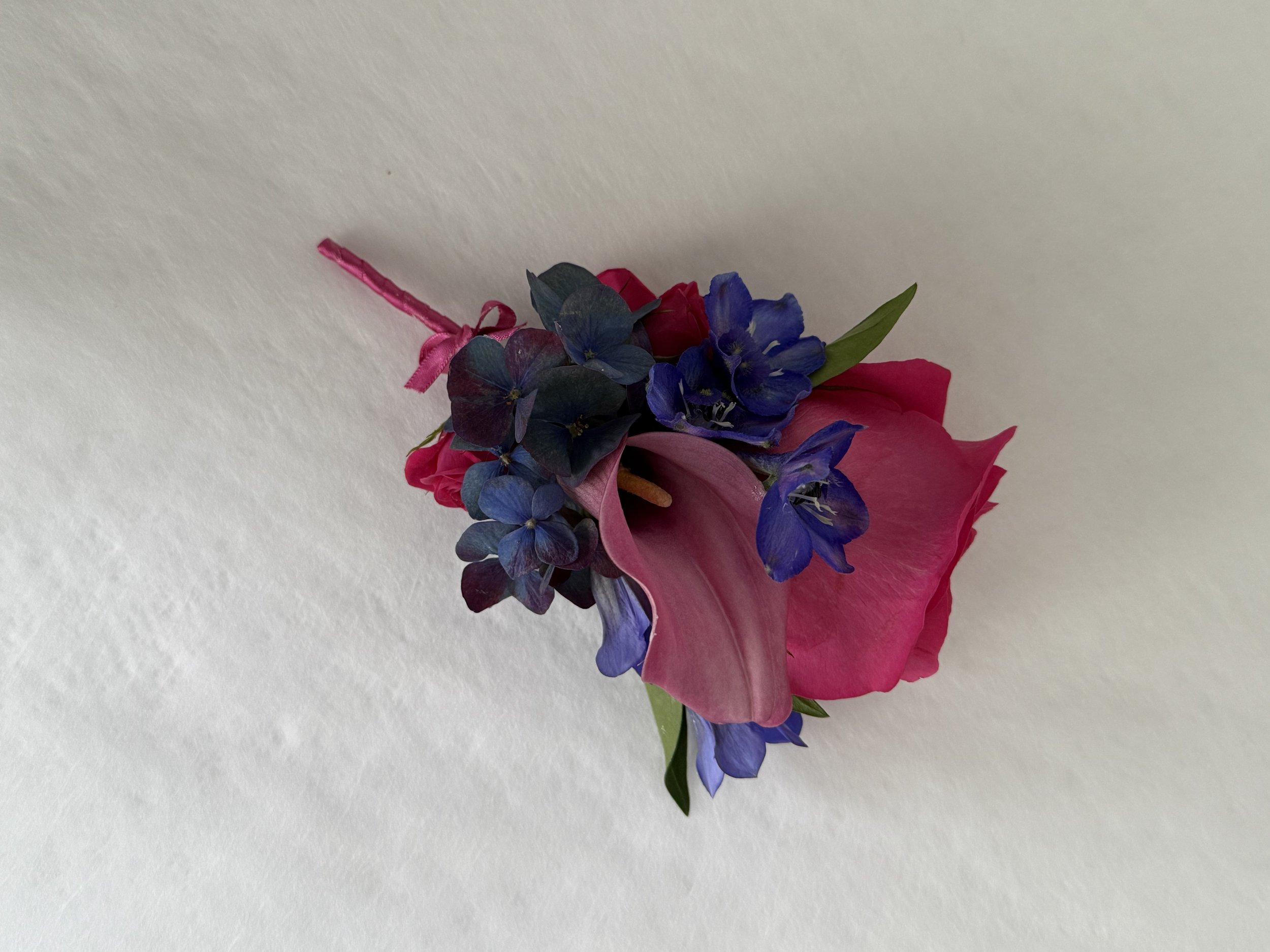 A lady’s corsage
