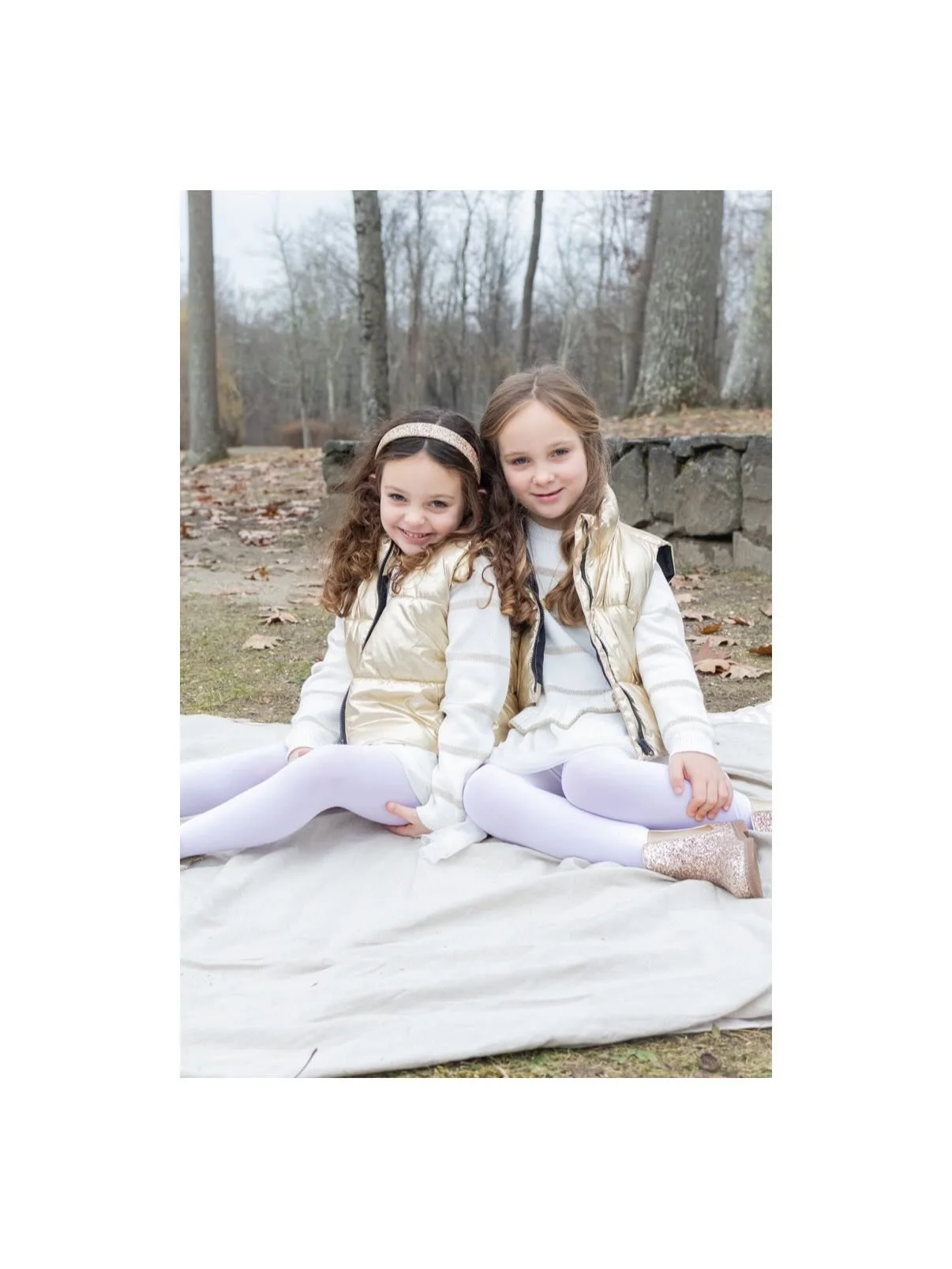 Family Session &mdash; November 2025

#familyportraits #sisters #familyphotography #portraitphotography #familyphotographer