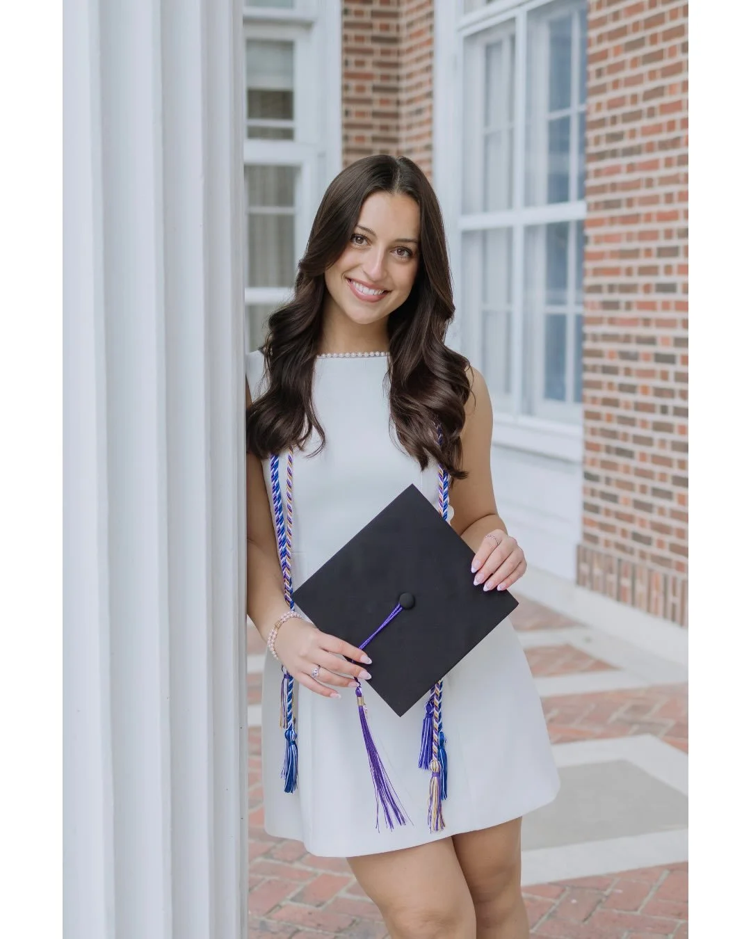 Senior Portraits &mdash; May 2026 

Congrats to all graduates!!🥳🎓
#seniorportraits #graduationportraits #seniorportraitsession #portraitphotography #collegegraduation