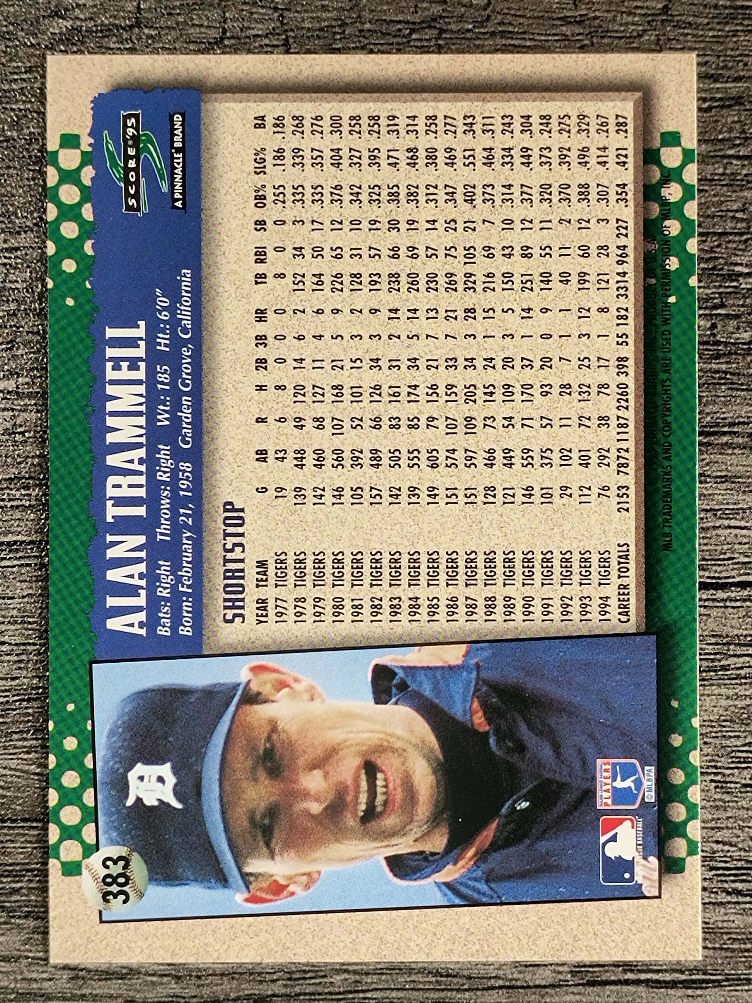 208208b.jpg