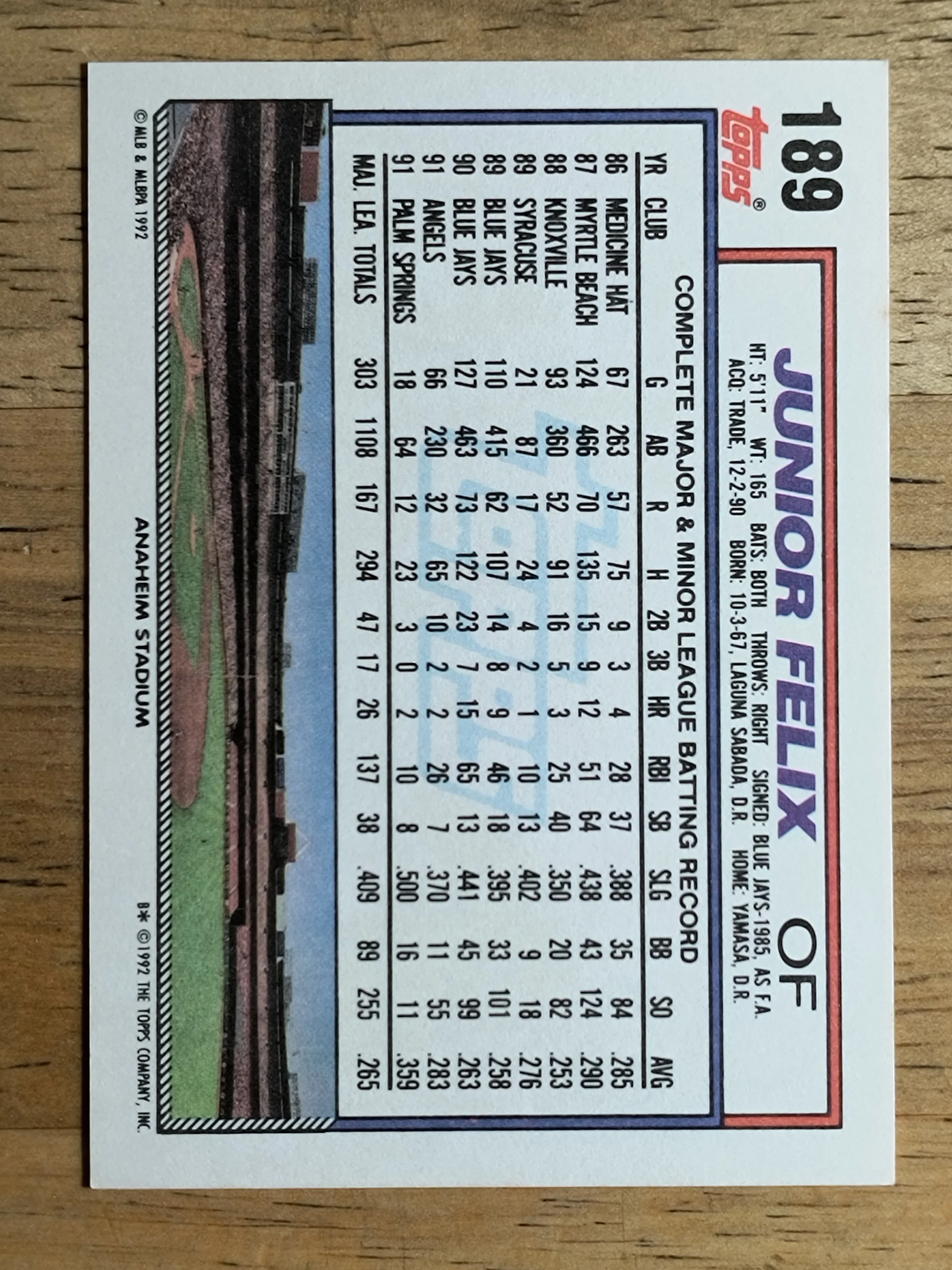 194693b.jpg