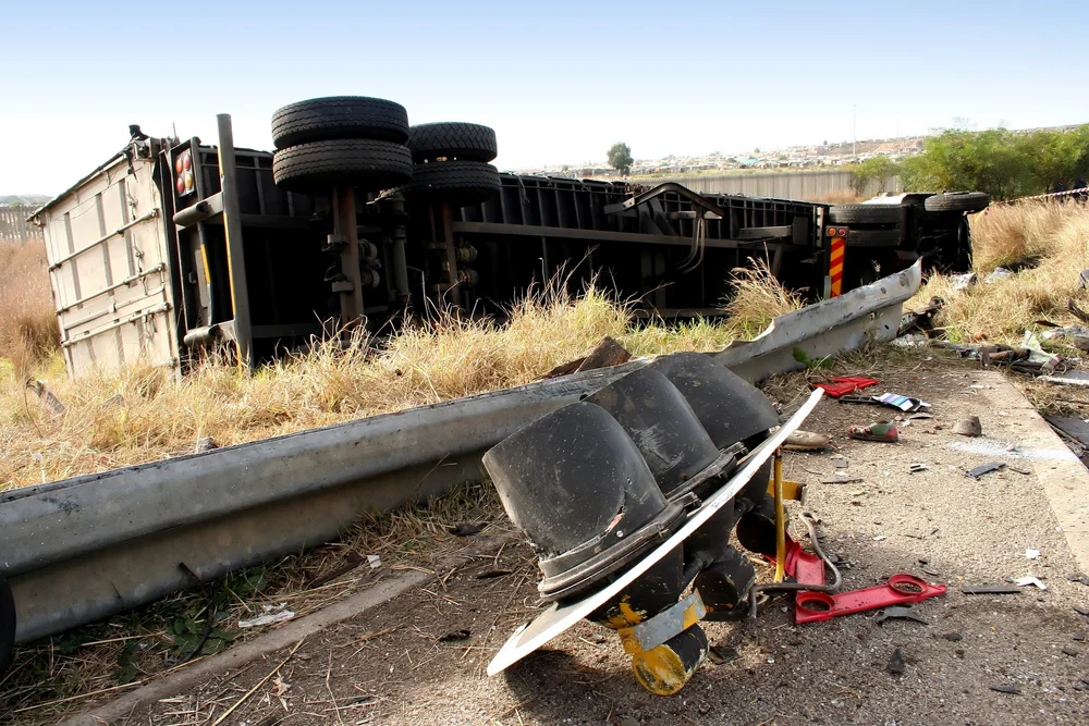 Finding Fault in Truck Accidents | Mike Love & Associates