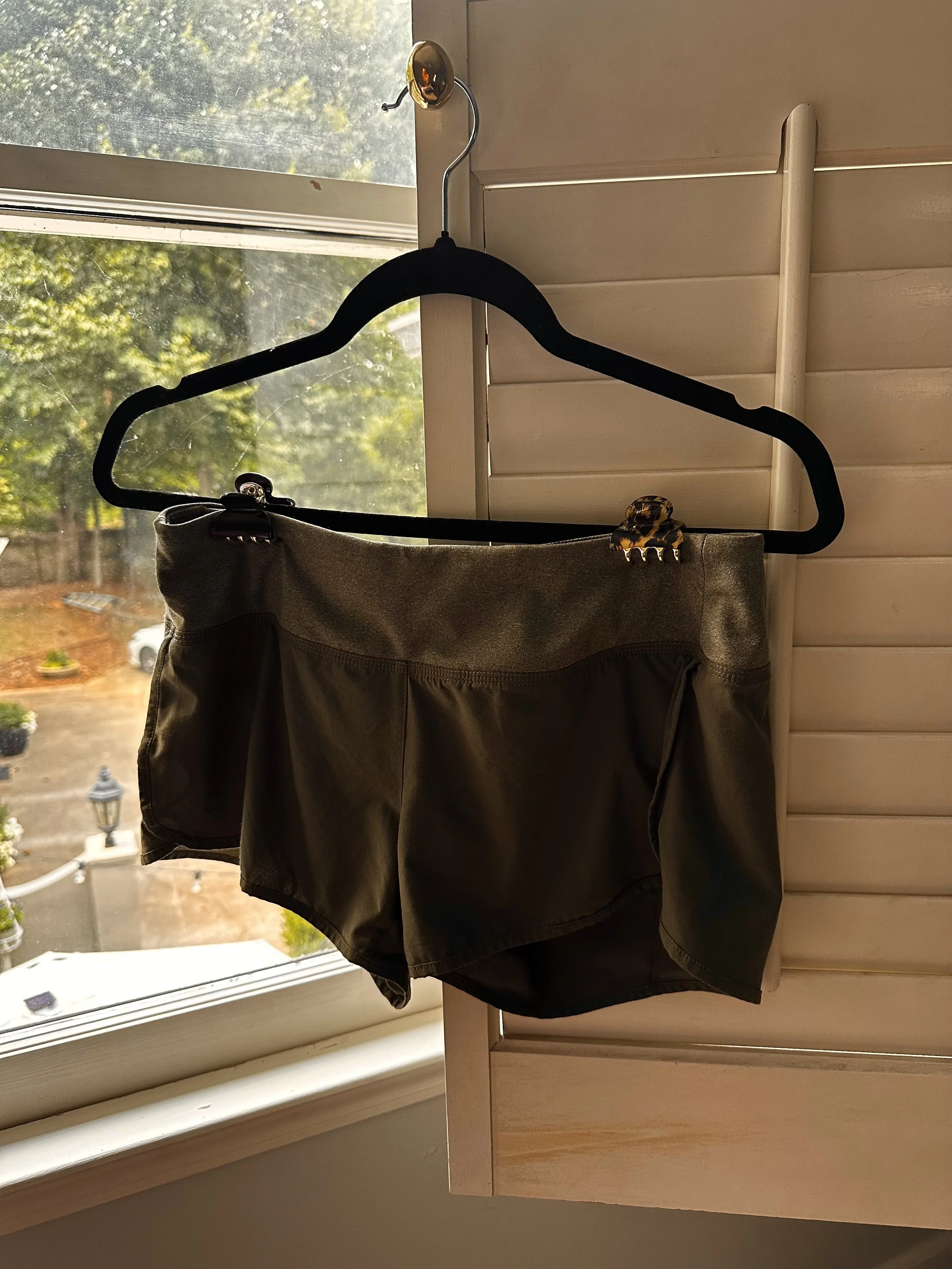 NIKE DRI-FIT RUNNING SHORTS