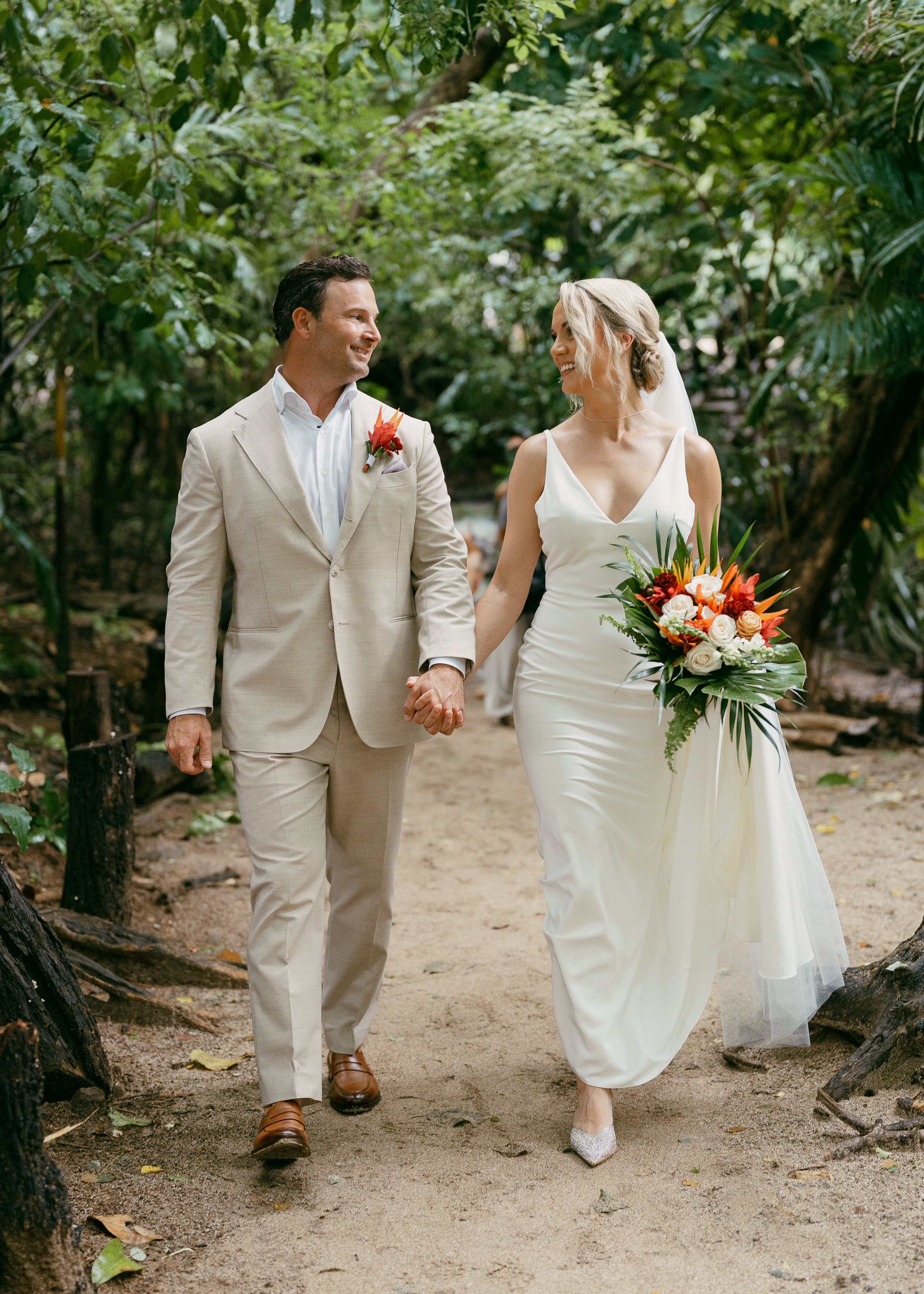Cala Luna Tamarindo Langosta Guanacaste Destination Wedding 