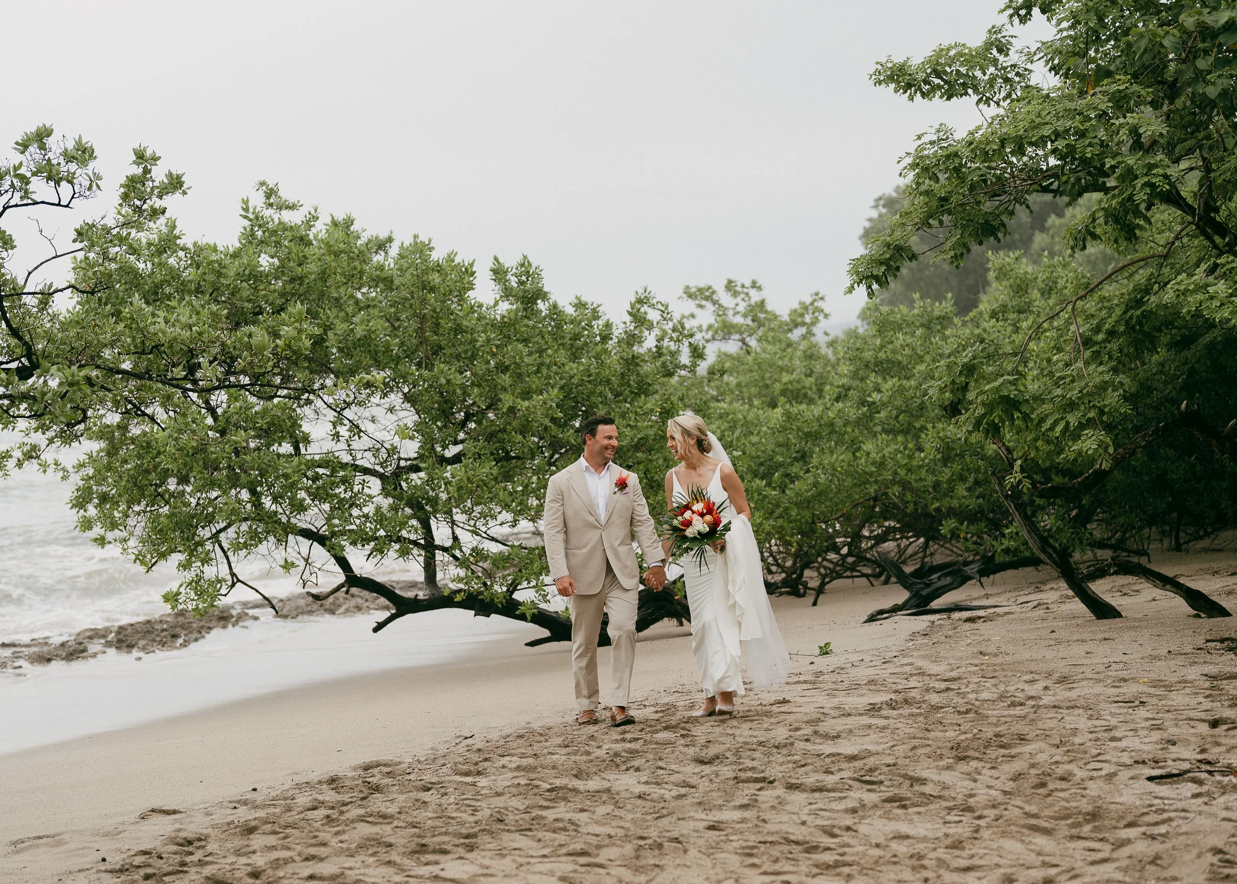 Cala Luna Tamarindo Langosta Guanacaste Destination Wedding 
