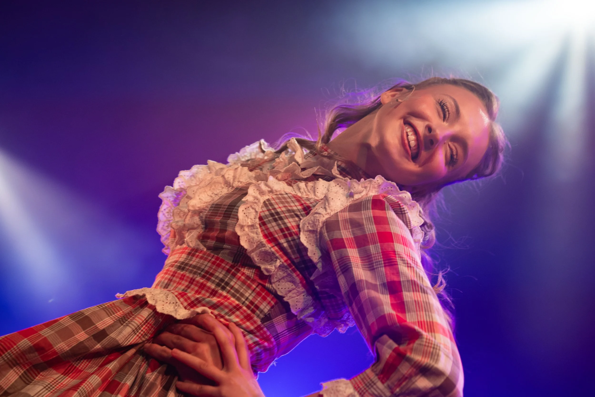 Tring Park Oaklahoma Pt 4 star 2Mb-13.jpg