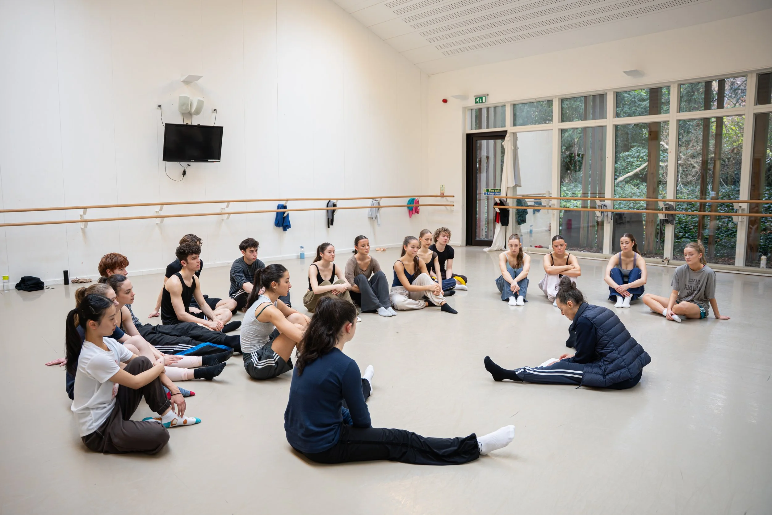 Stage Stars Dorm-2.jpg