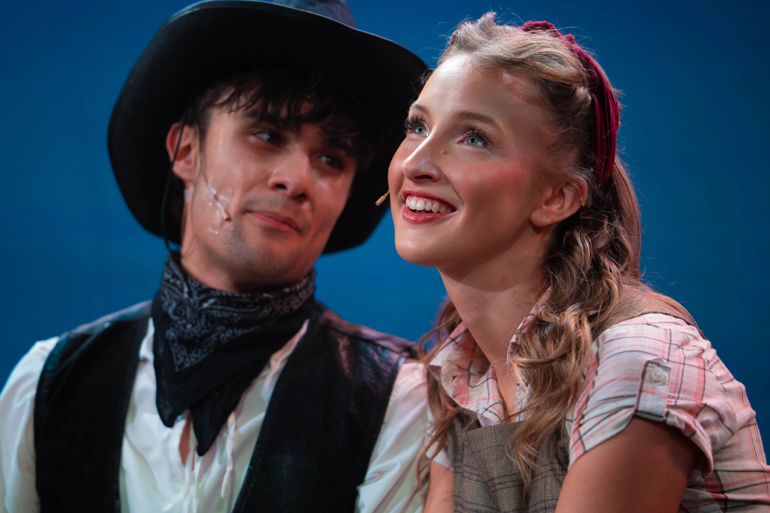 Tring Park Oaklahoma Pt 4 star 2Mb.jpg