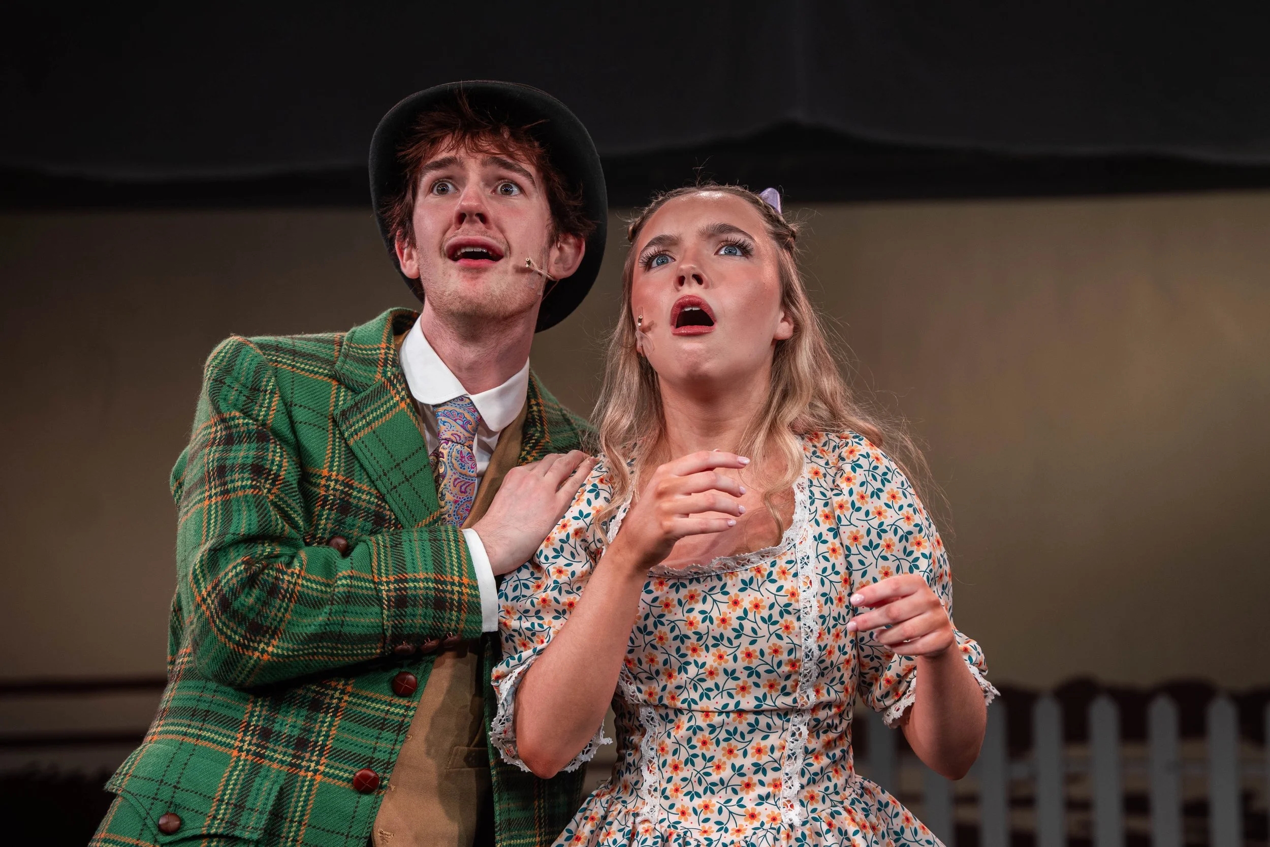 Tring Park Oaklahoma Pt 4 star 2Mb-3.jpg