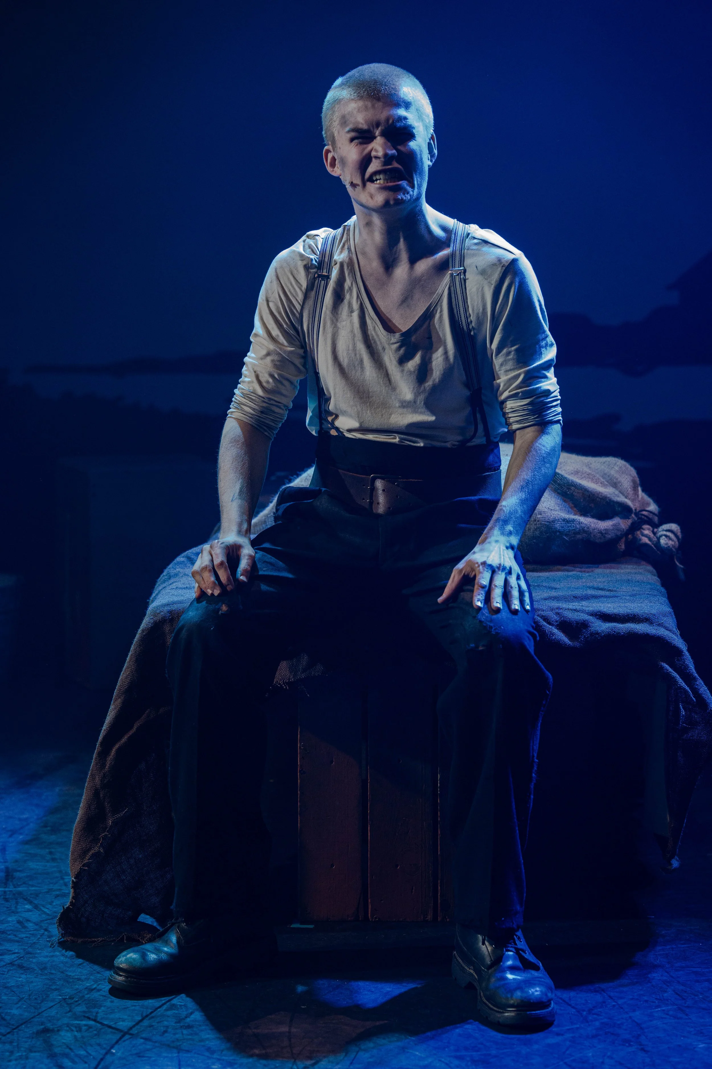 Tring Park Oaklahoma Pt 4 star 2Mb-11.jpg