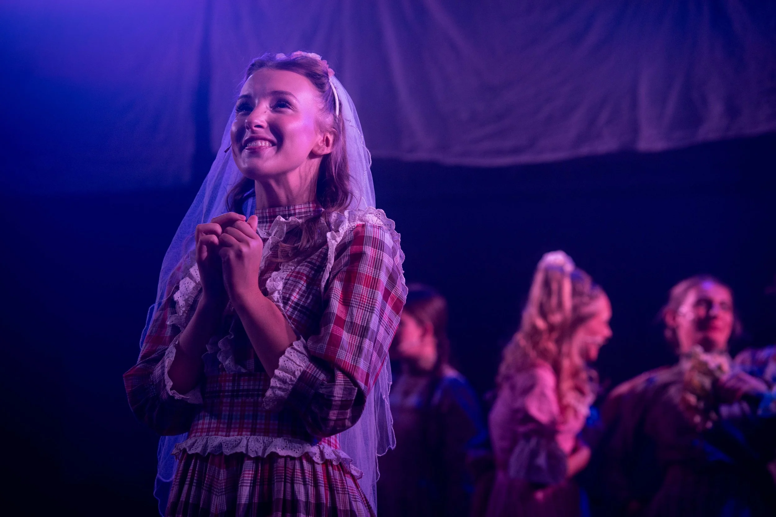 Tring Park Oaklahoma Pt 4 star 2Mb-14.jpg