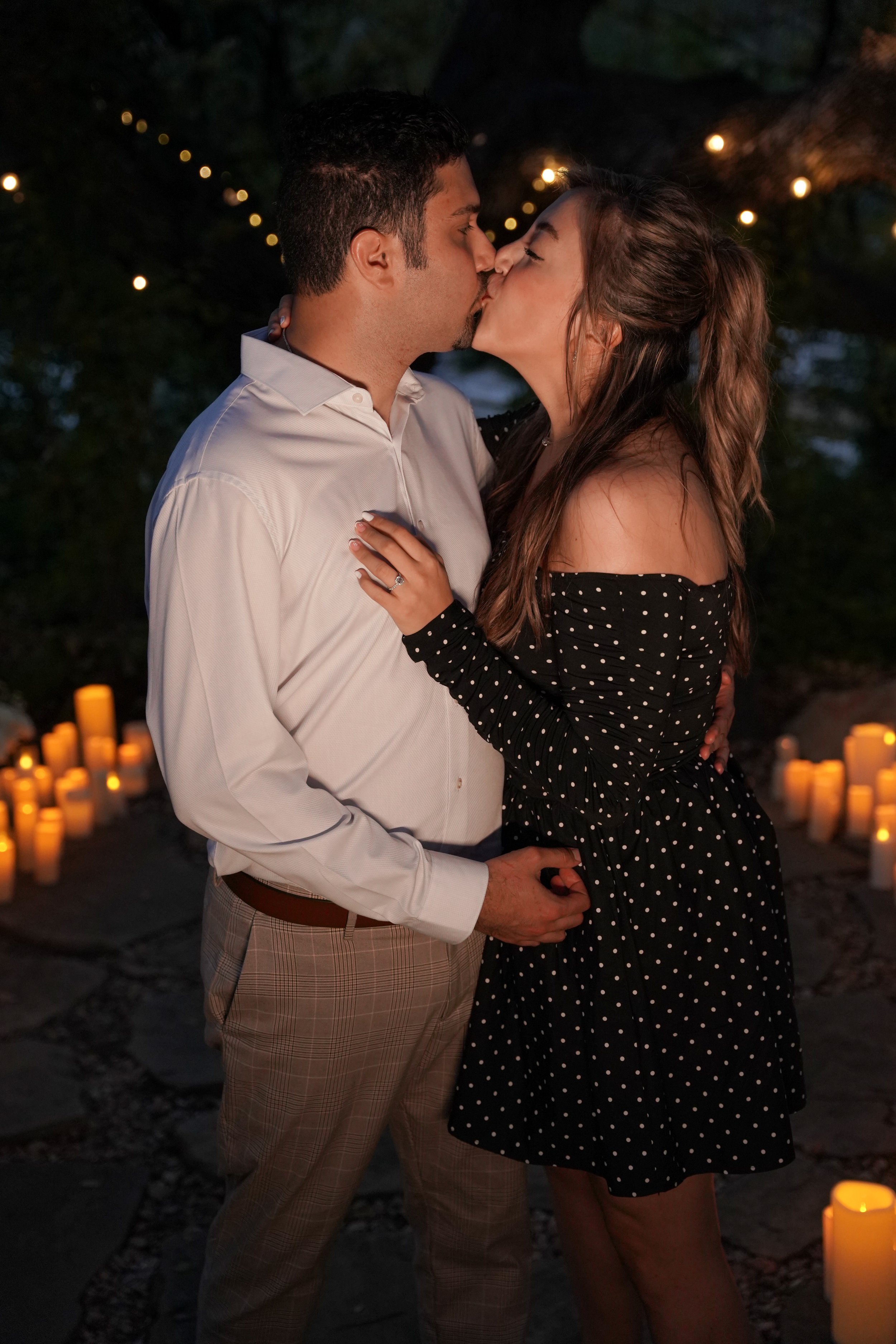 Surprise proposal photoshoot in Temecula, California featuring romantic estate views and candid engagement photography. Perfect for couples planning a private and unforgettable “Will you marry me?” moment.