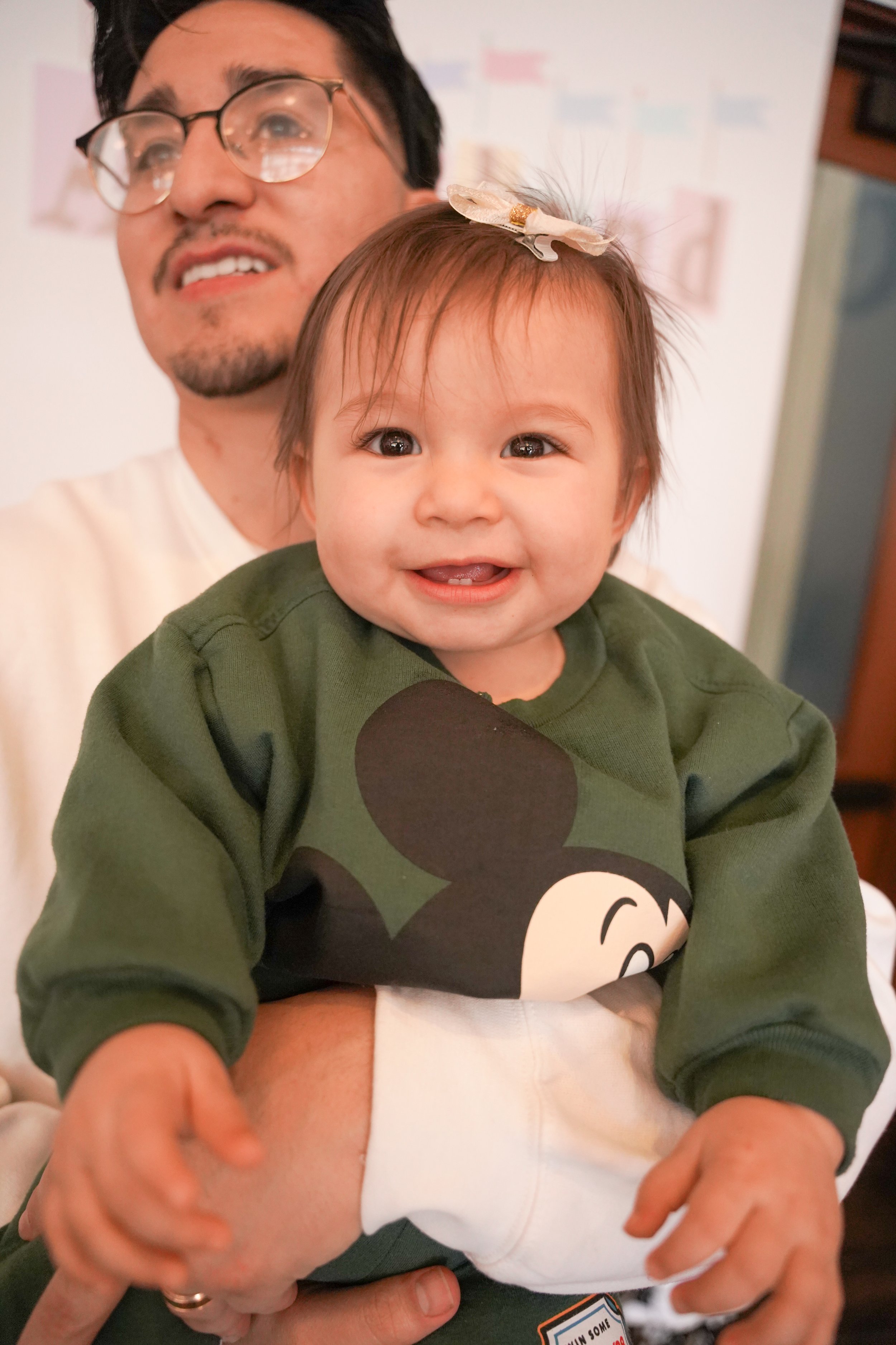 Celebrating baby’s first birthday with sweet newborn photography and a small event in Riverside, CA—capturing giggles, cake smashes, and the love that made year one unforgettable.