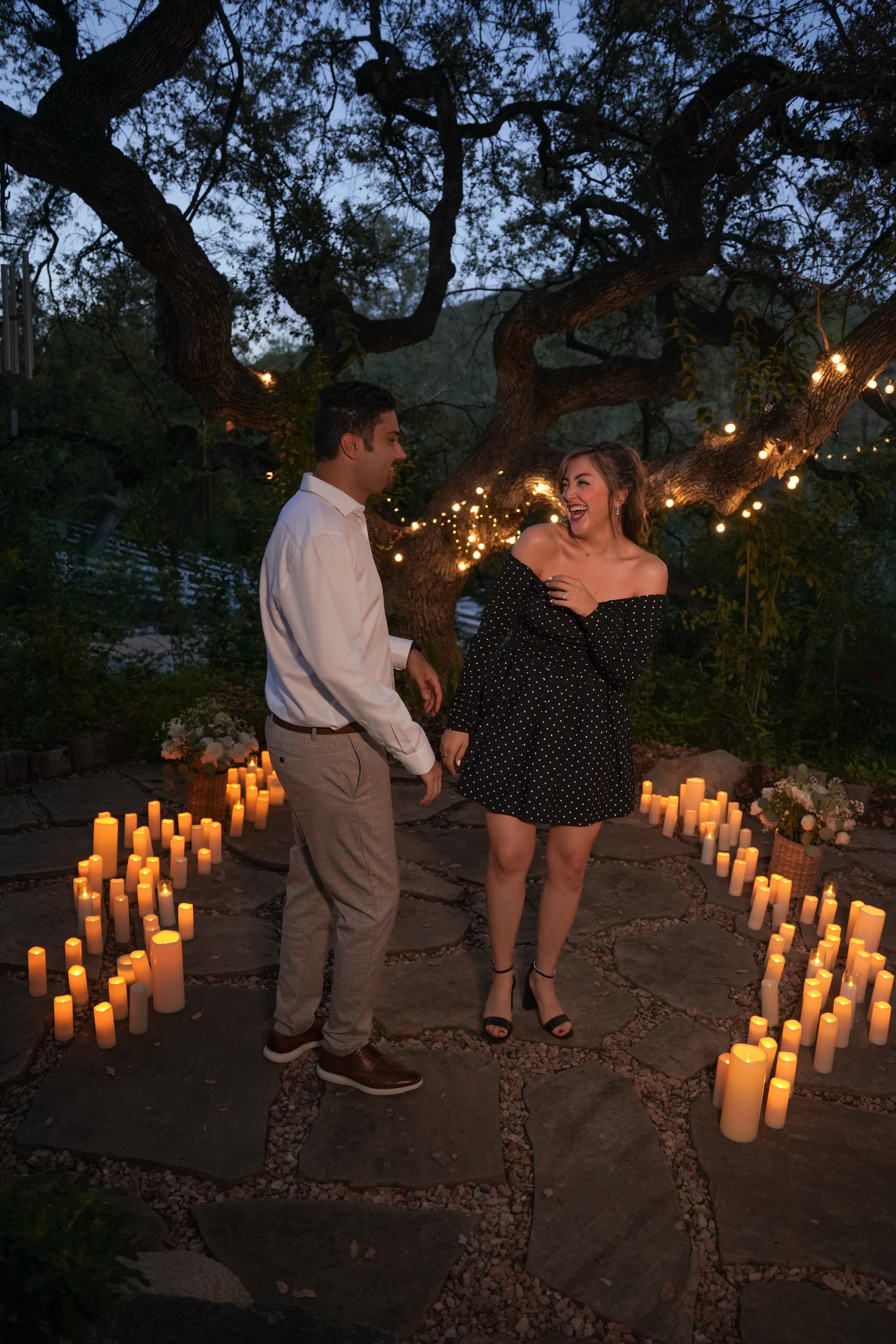 Surprise proposal photoshoot in Temecula, California featuring romantic estate views and candid engagement photography. Perfect for couples planning a private and unforgettable “Will you marry me?” moment.