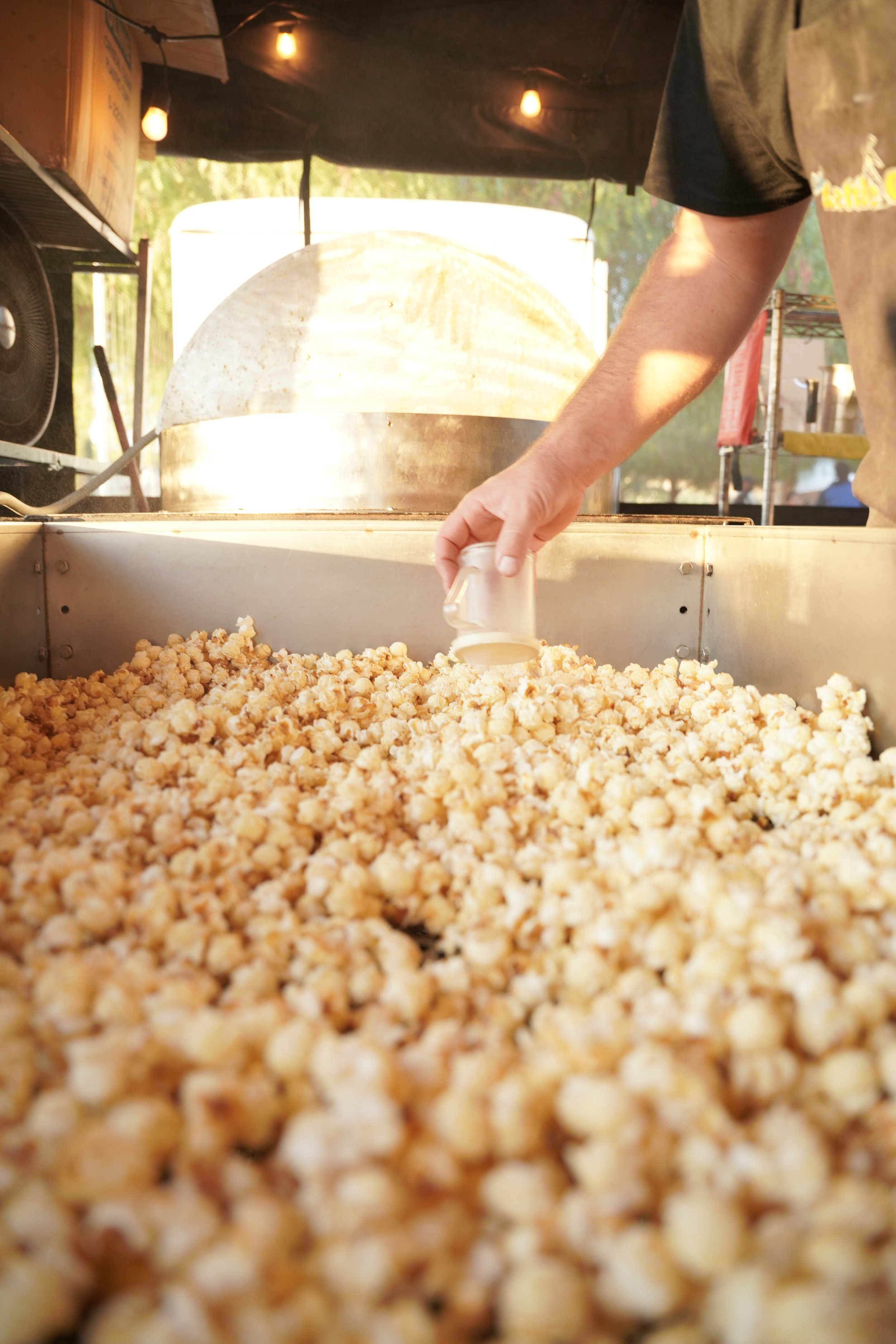 Commercial photography for Cali Kettle Corn at Peltzer Farm in Temecula—capturing charm, flavor, and farm vibes.