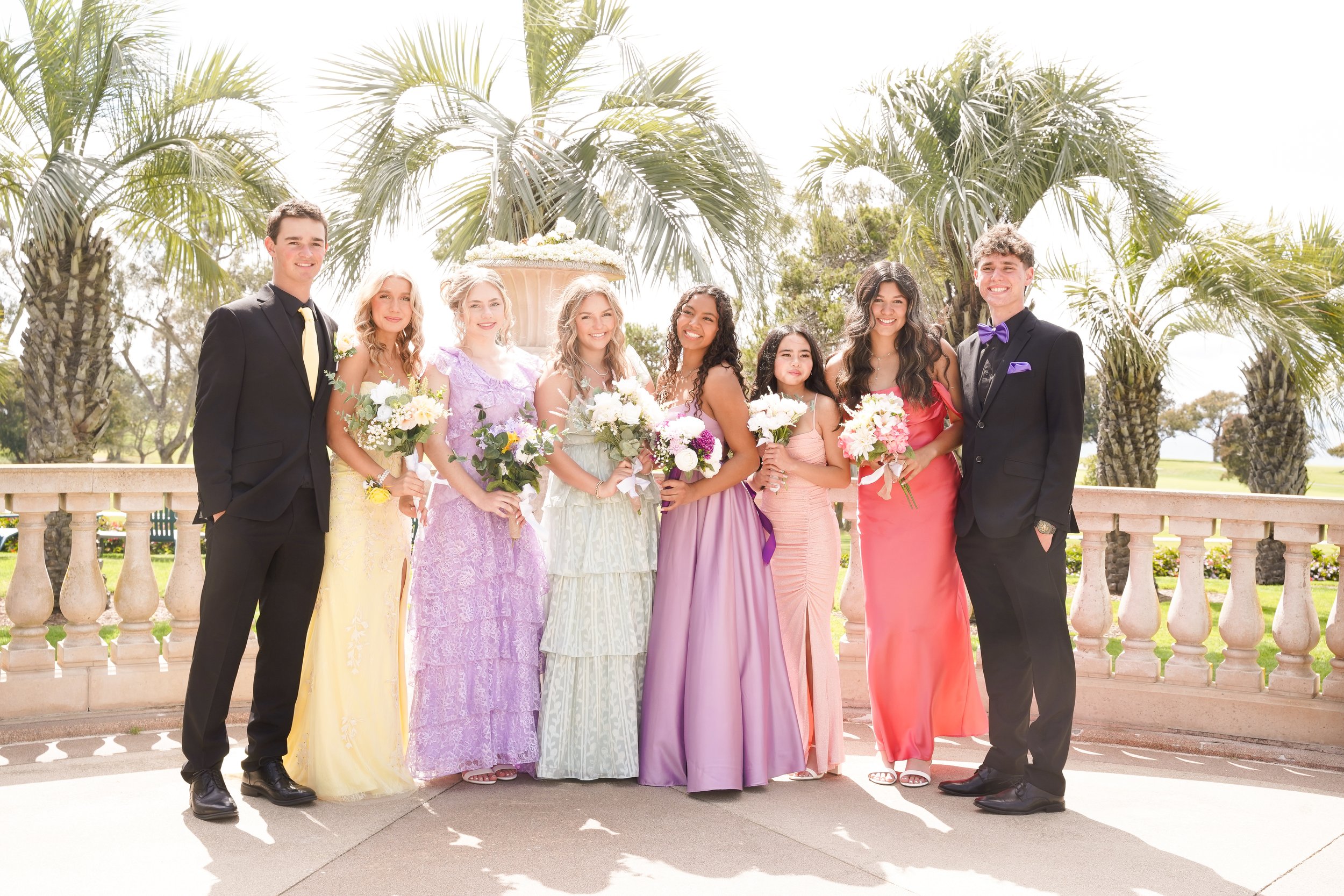 A group of friends, dressed to the nines and ready to make memories that last a lifetime—this prom photography session in La Jolla, San Diego captured all the laughter, style, and joy of a night they’ll never forget.