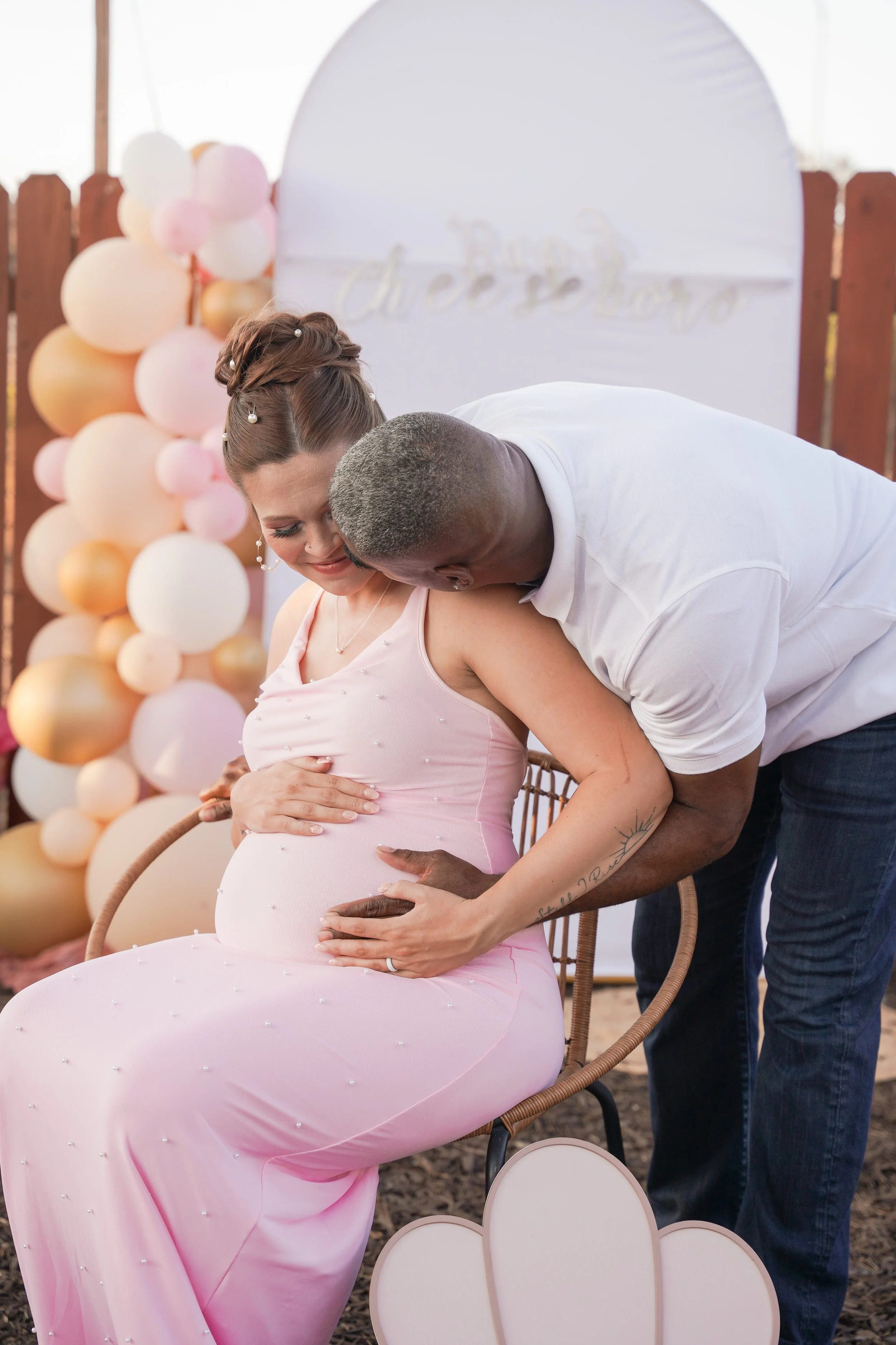 Beautiful moments from a heartfelt baby shower in La Mesa, San Diego. Captured with our Milestone Photography Package, perfect for maternity sessions, baby showers, and every celebration in between.